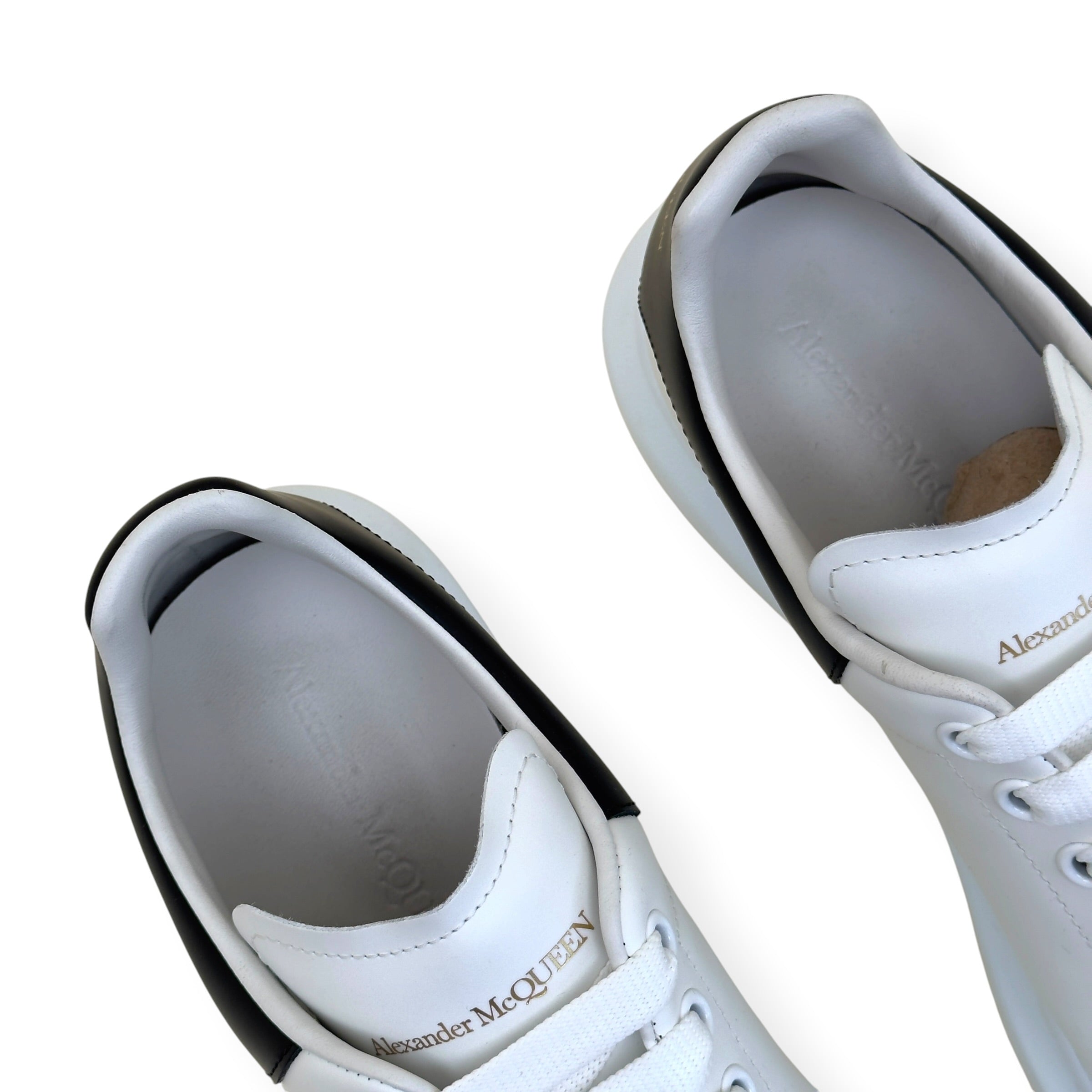 ALEXANDER MCQUEEN OVERSIZED LEATHER SNEAKER WHITE / BLACK 43.5 / UK9.5