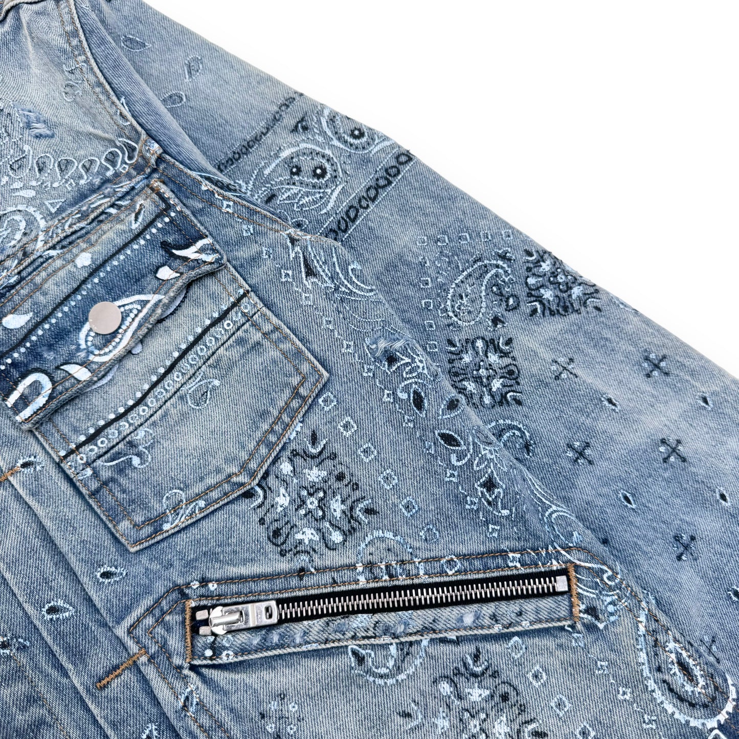 AMIRI SLIM-FIT DISTRESSED BANDANA-PRINT DENIM JACKET BLUE M