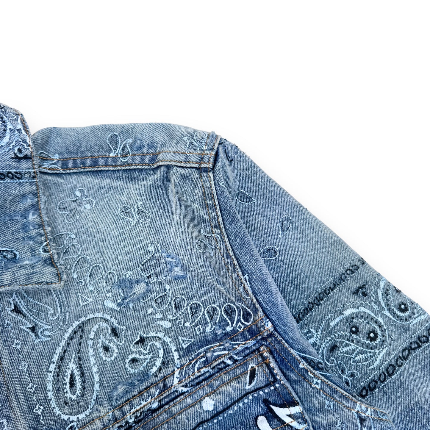 AMIRI SLIM-FIT DISTRESSED BANDANA-PRINT DENIM JACKET BLUE M