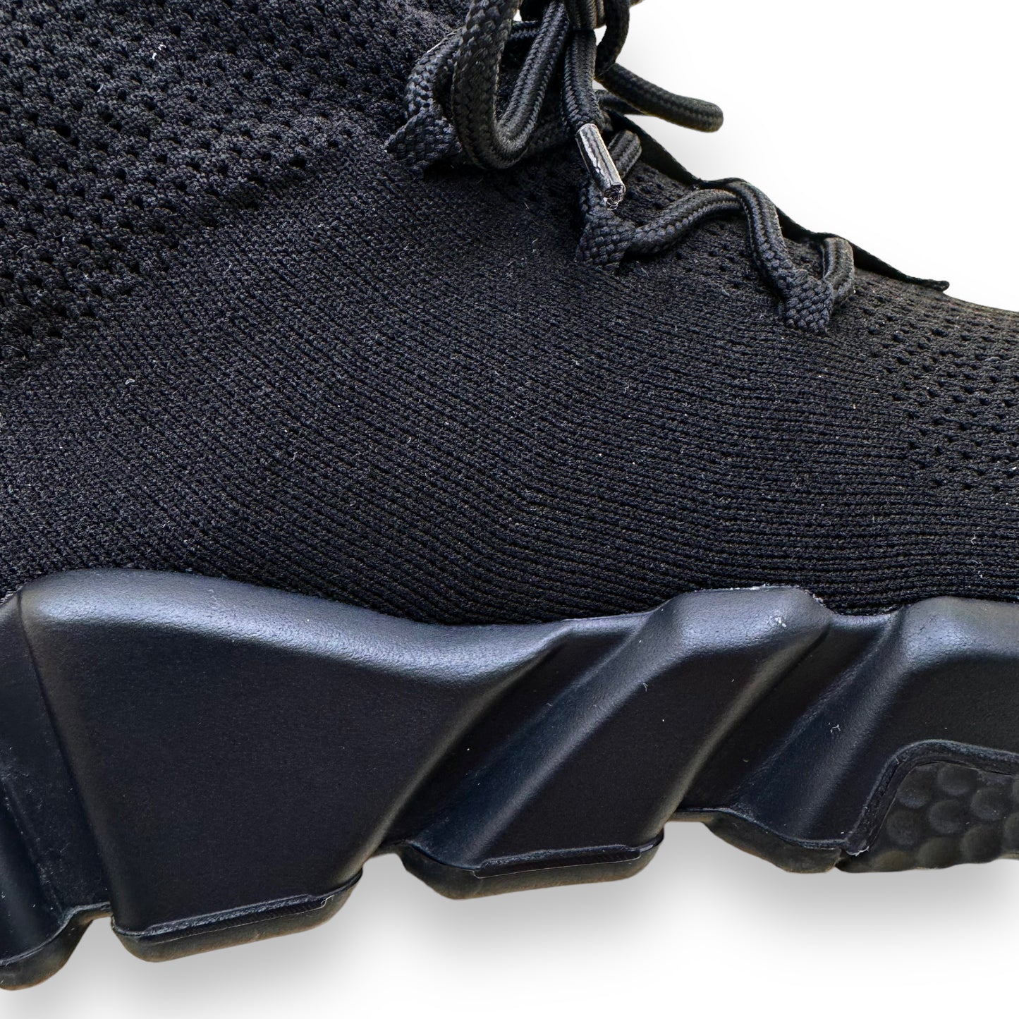 BALENCIAGA SPEED LACEUP RUNNER SNEAKERS BLACK UK6