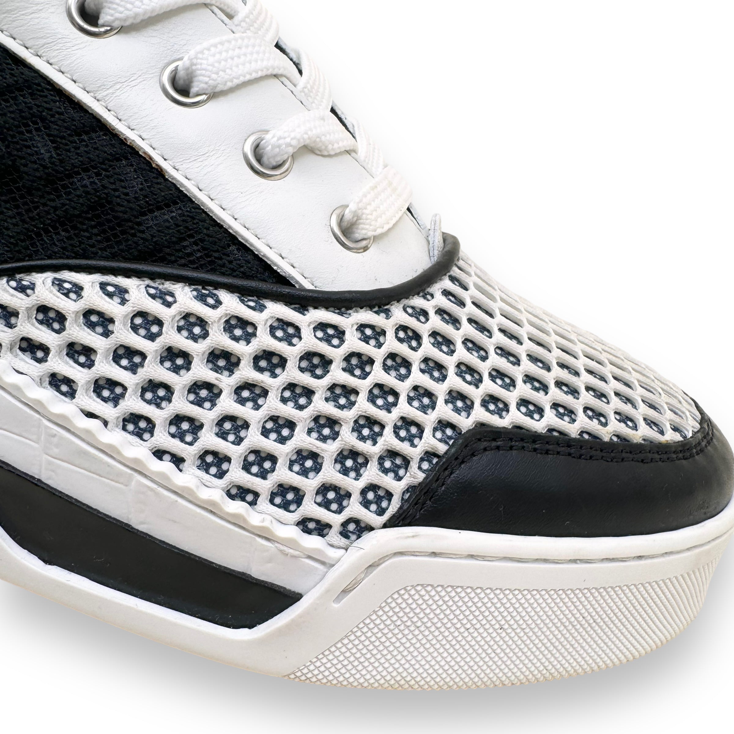 CHRISTIAN LOUBOUTIN AURELIEN LEATHER / MESH LOW TOP SNEAKERS UK10.5