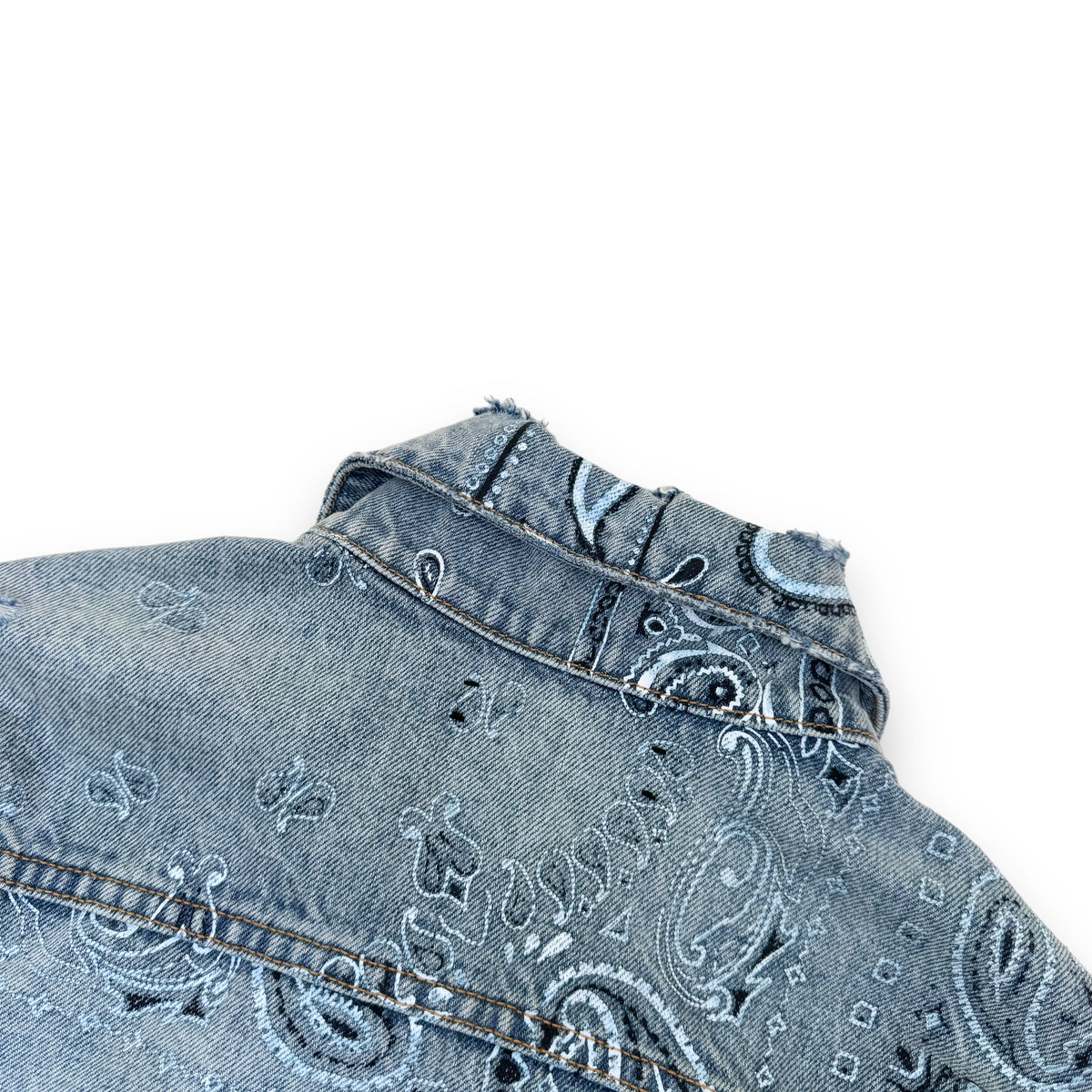 AMIRI SLIM-FIT DISTRESSED BANDANA-PRINT DENIM JACKET BLUE M