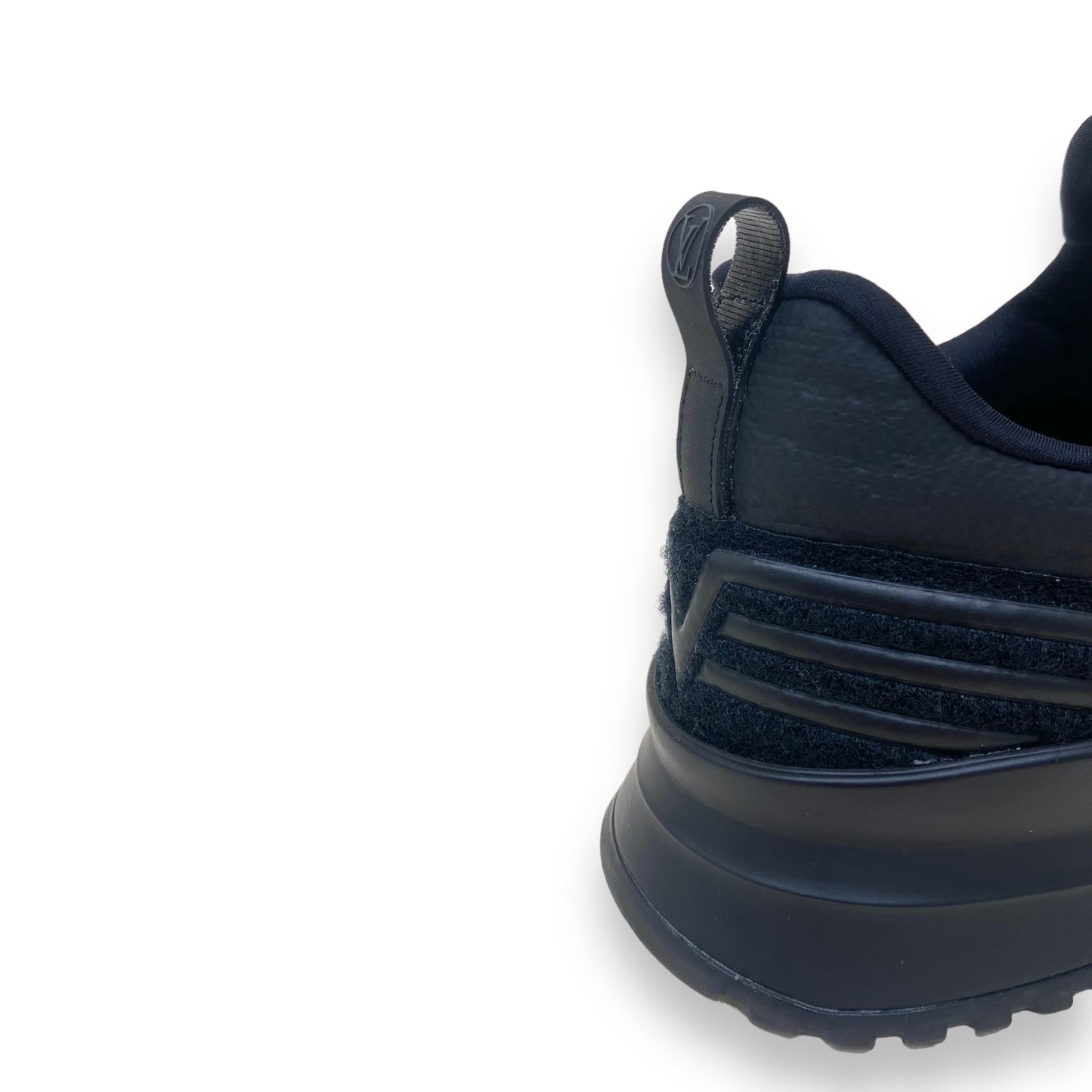 LOUIS VUITTON VNR RUNNER SNEAKERS BLACK UK6.5