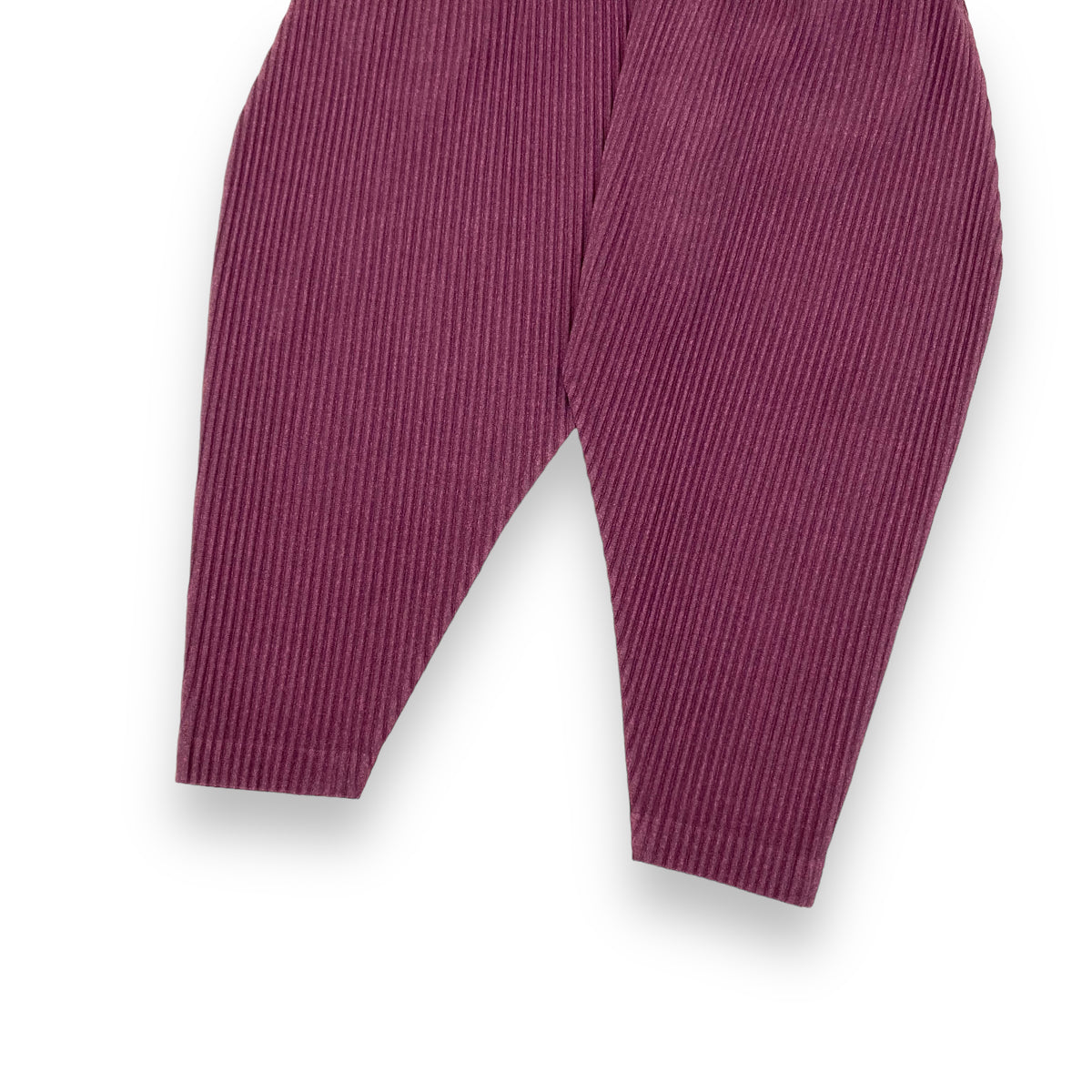 ISSEY MIYAKE HOMME PLISSÉ TECHNICAL BAGGY TROUSERS PURPLE L