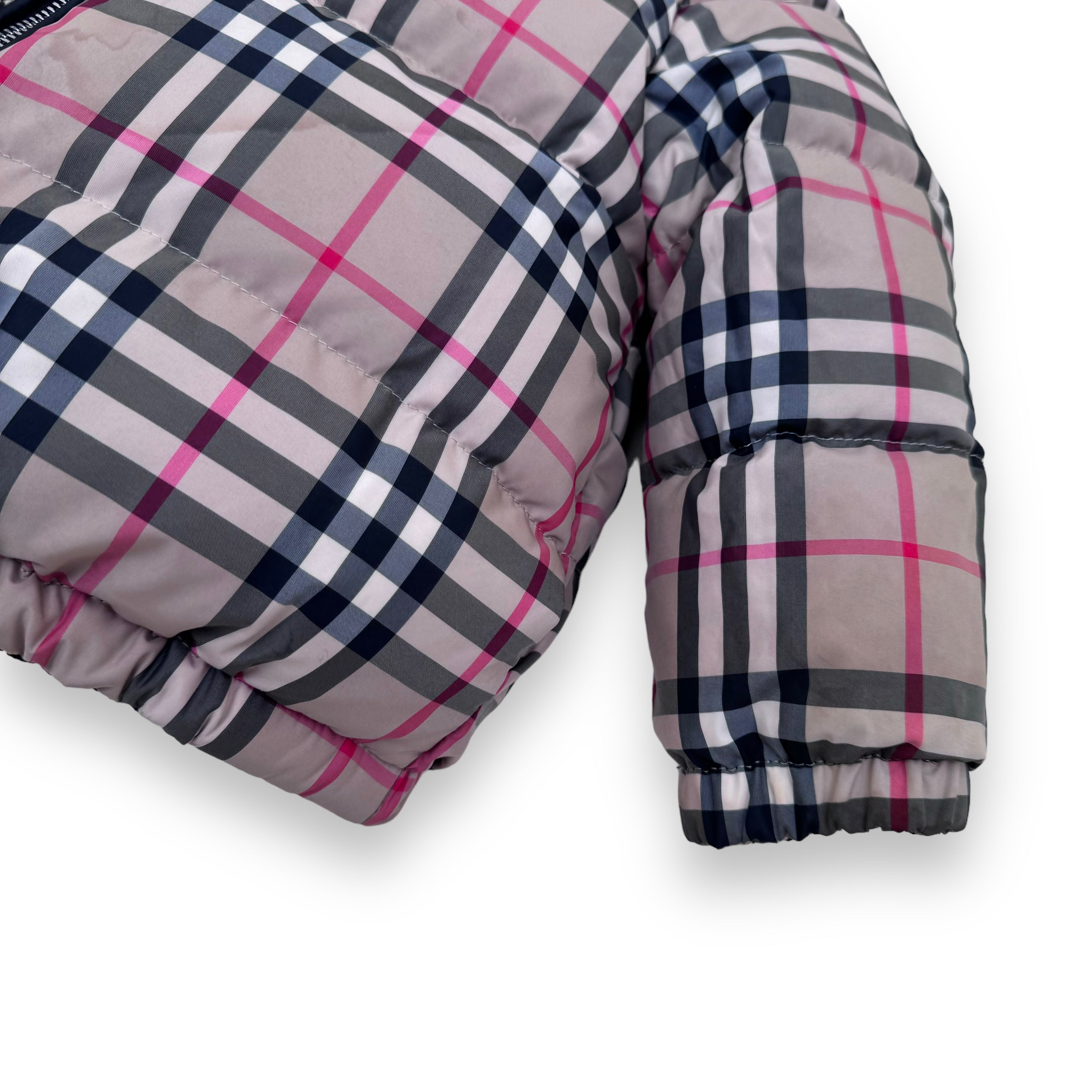 BURBERRY VINTAGE CHECK REVERSIBLE POLYESTER PUFFER JACKET BEIGE / BLACK AGE2