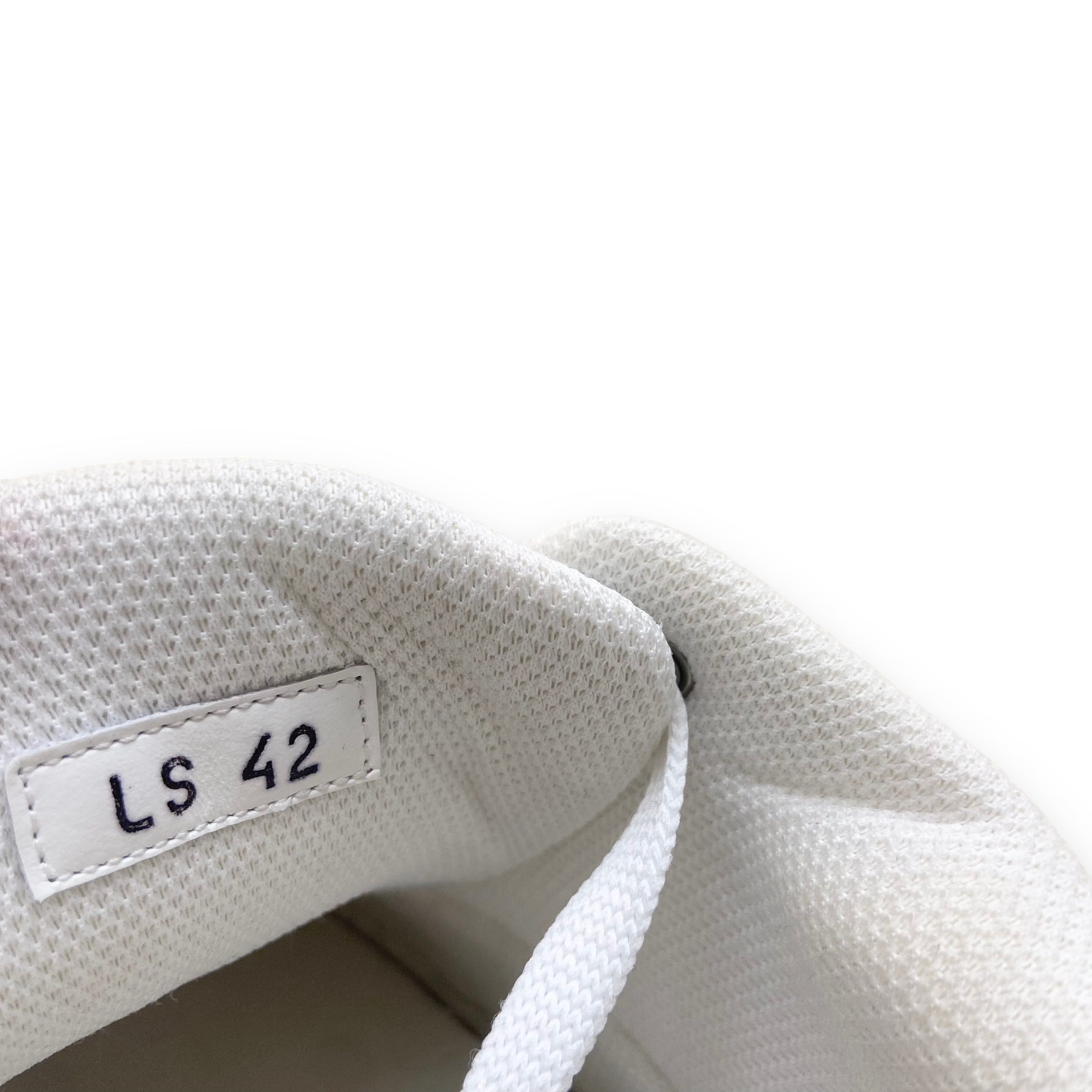 CHRISTIAN DIOR LOW TOP TIGER MESH SNEAKERS WHITE UK8