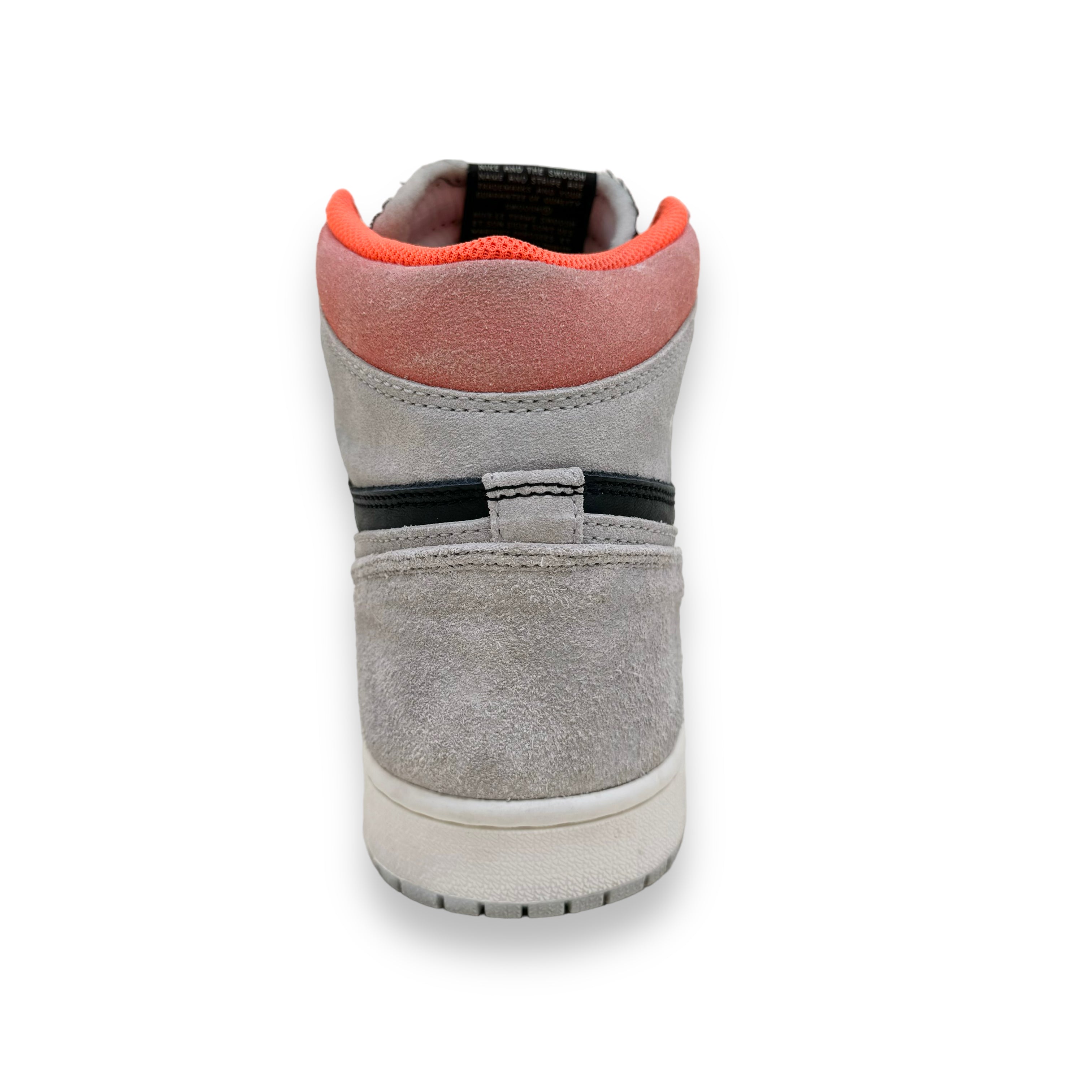 NIKE AIR JORDAN 1 RETRO HIGH OG NEUTRAL GREY HYPER CRIMSON UK9