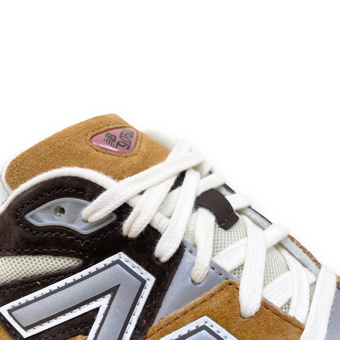 NEW BALANCE 9060 SNEAKERS SUGR MAPLE / INDIGO UK9.5