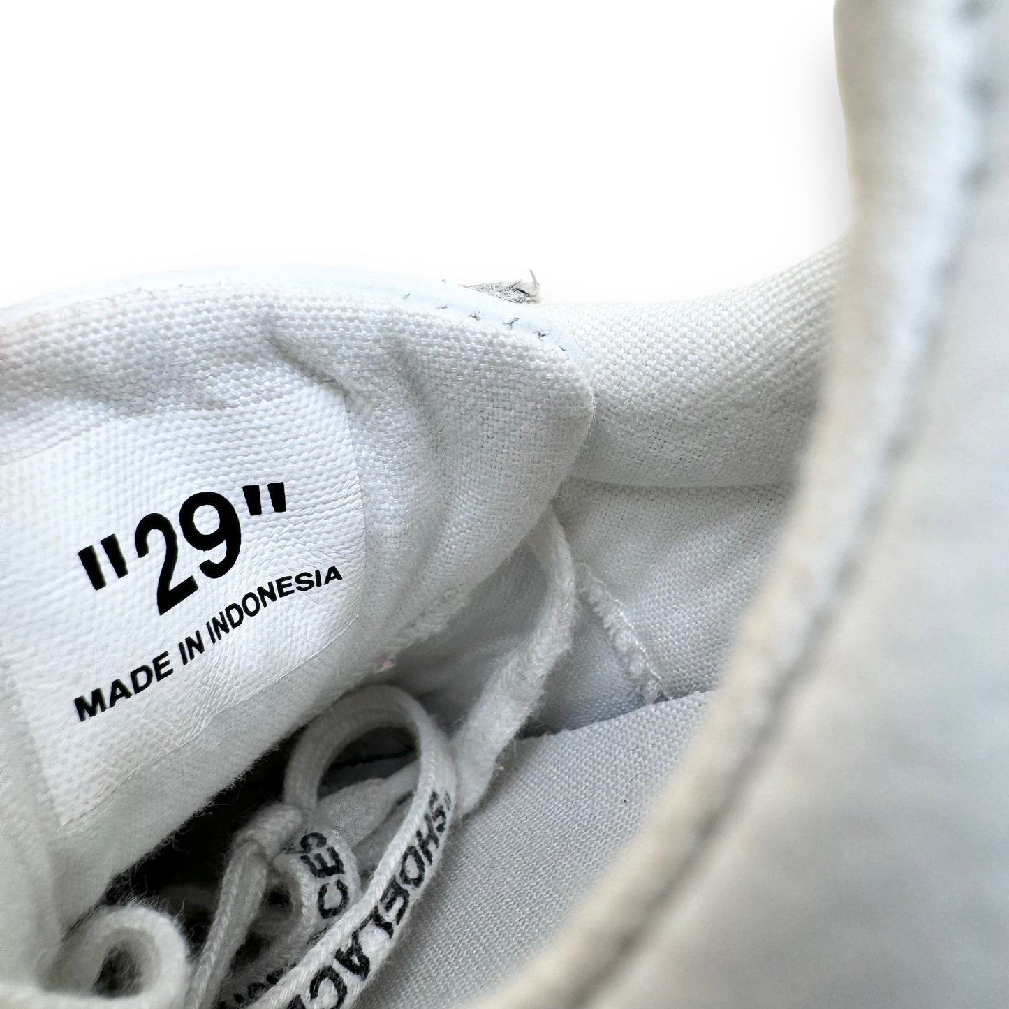 OFF-WHITE LOW TOP LEATHER SNEAKERS WHITE UK11