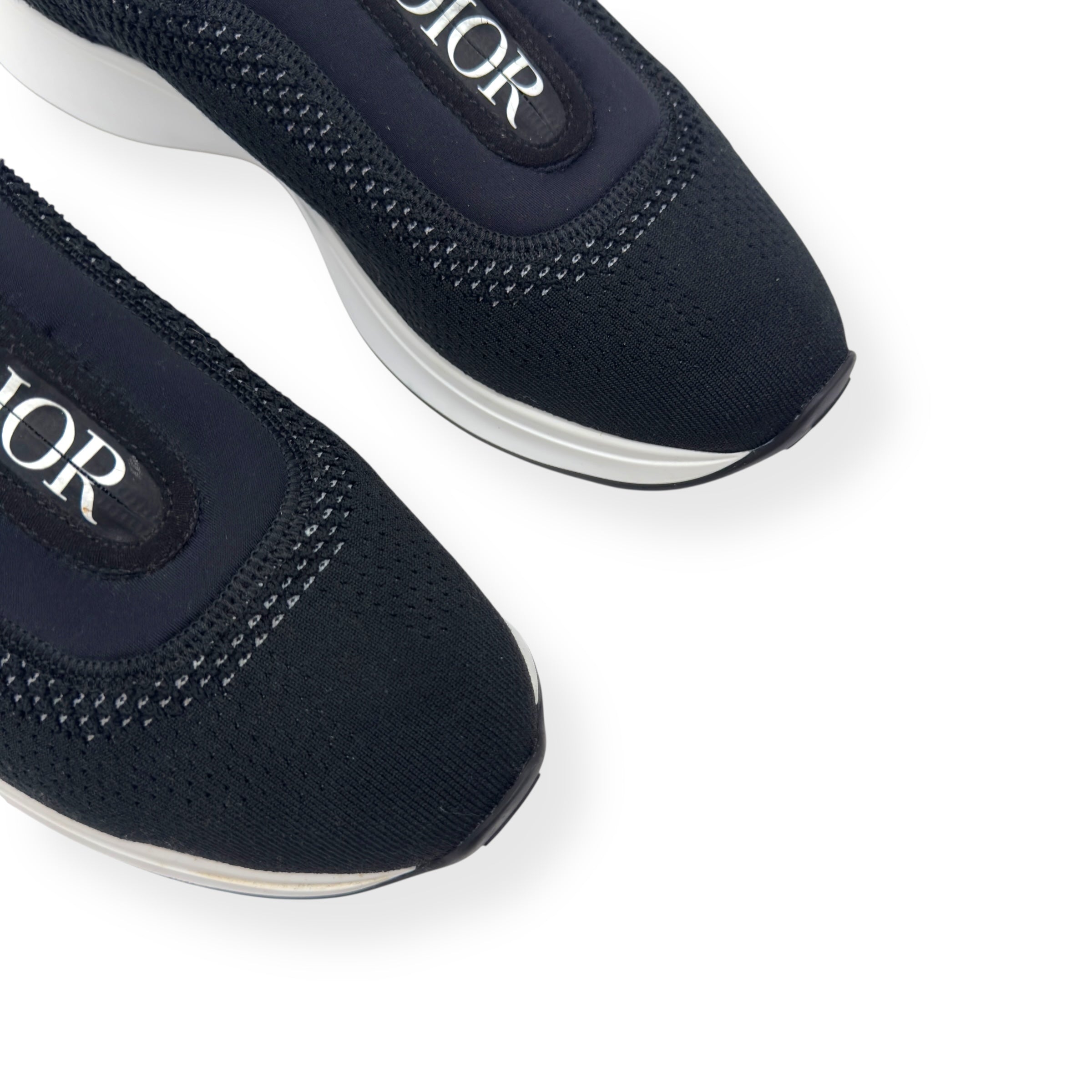 DIOR B25 LOW TOP RUNNER SNEAKER BLACK / WHITE 43 / UK9