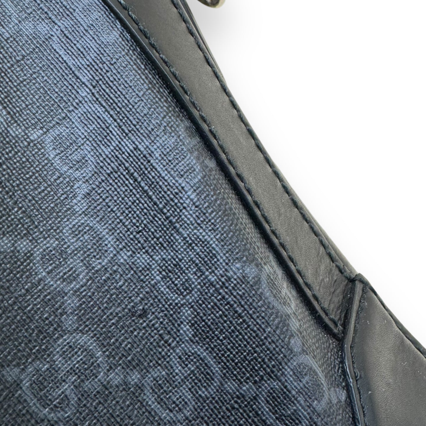 GUCCI GG CARRY-ON DUFFLE BAG BLACK