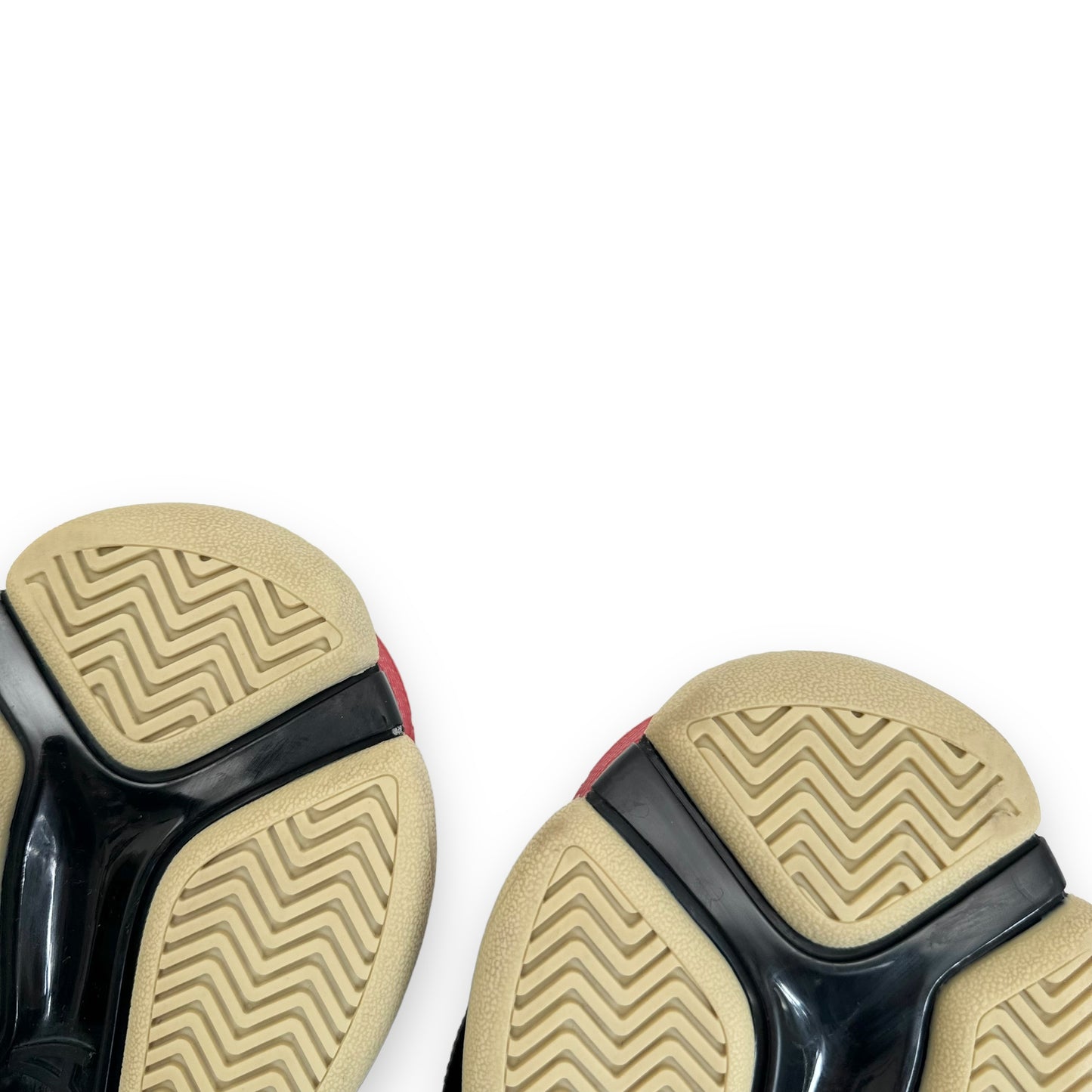 BALENCIAGA TRIPLE S DISTRESSED SNEAKER BLACK / WHITE / RED UK8