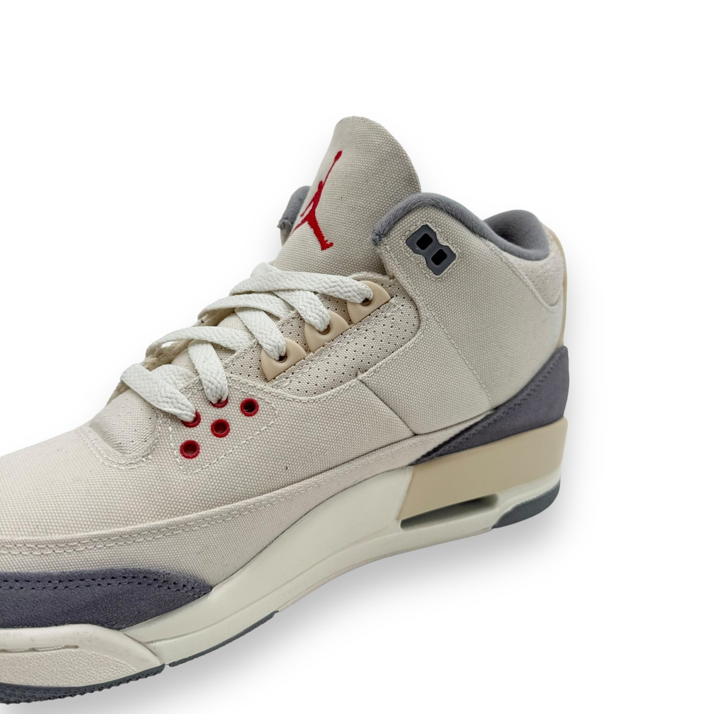 AIR JORDAN 3 RETRO SNEAKER 'MUSLIN' CREAM / RED UK8.5