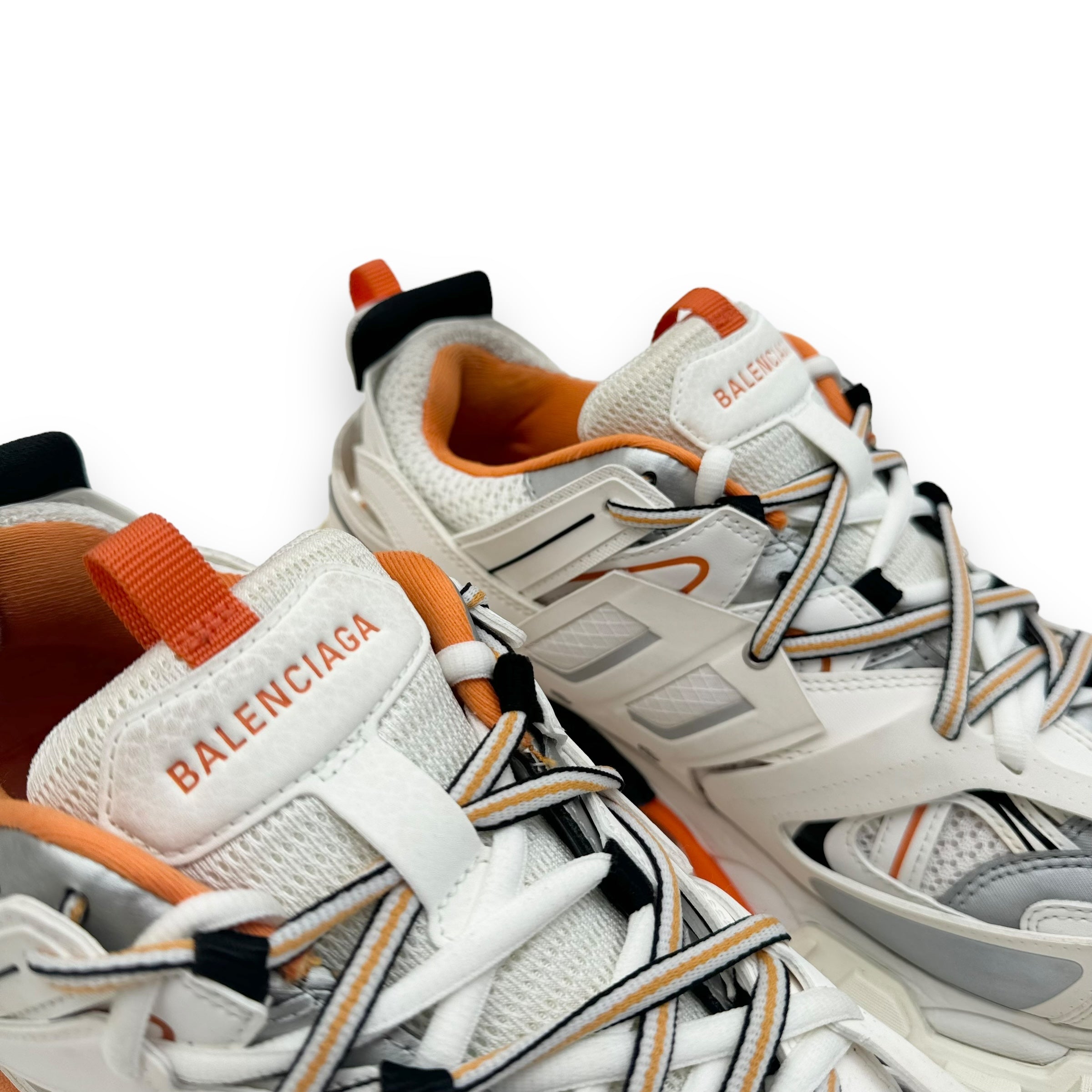 BALENCIAGA TRACK RUNNER SNEAKER WHITE / ORANGE UK9