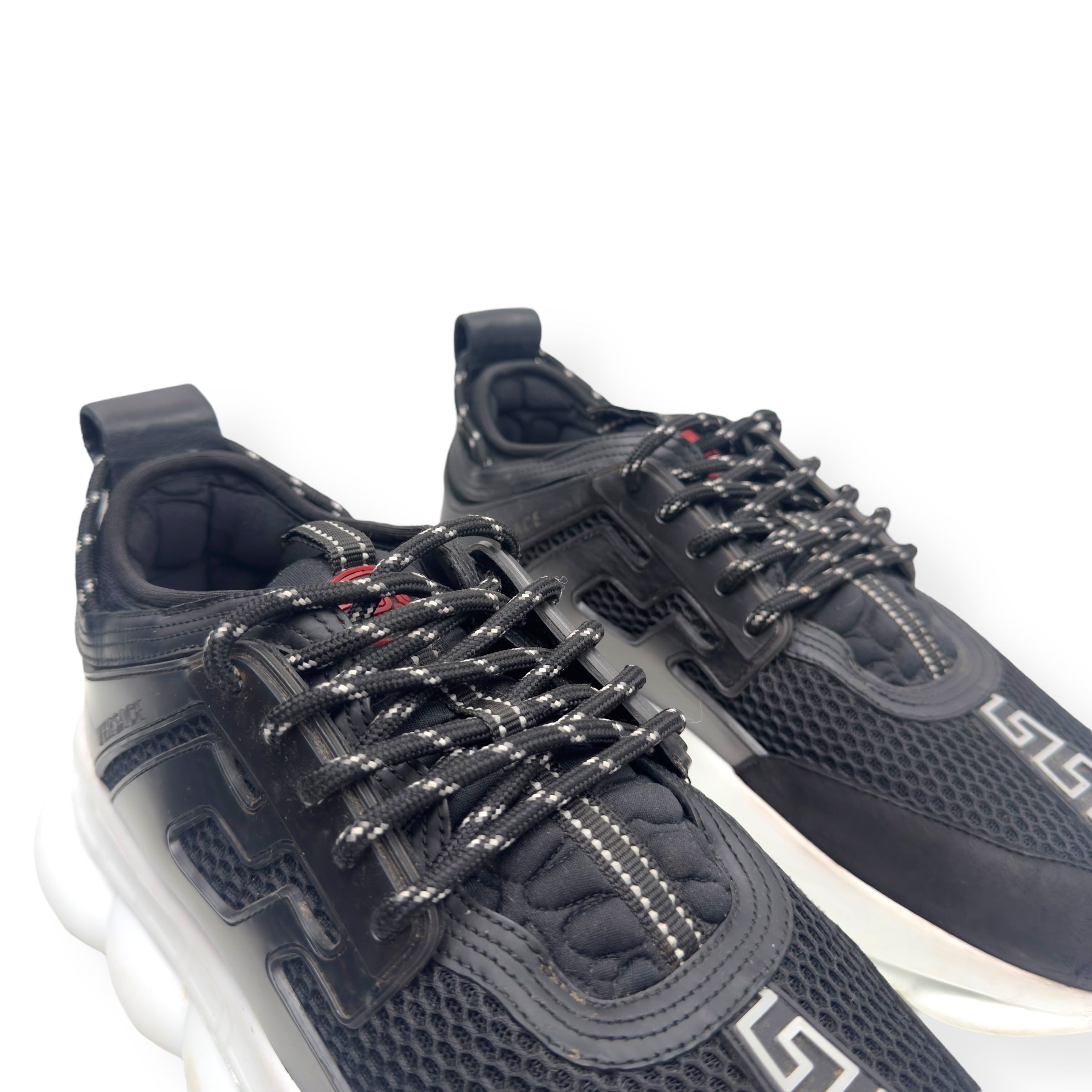 VERSACE CHAIN REACTION SNEAKER BLACK / WHITE 42 / UK8