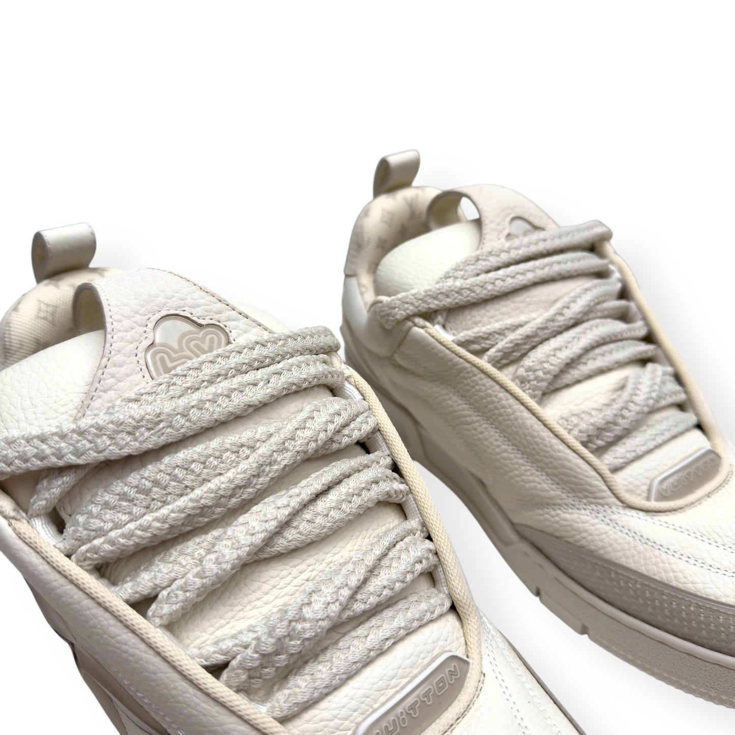 LOUIS VUITTON LV SKATE SNEAKER LUXURY WHITE UK9.5