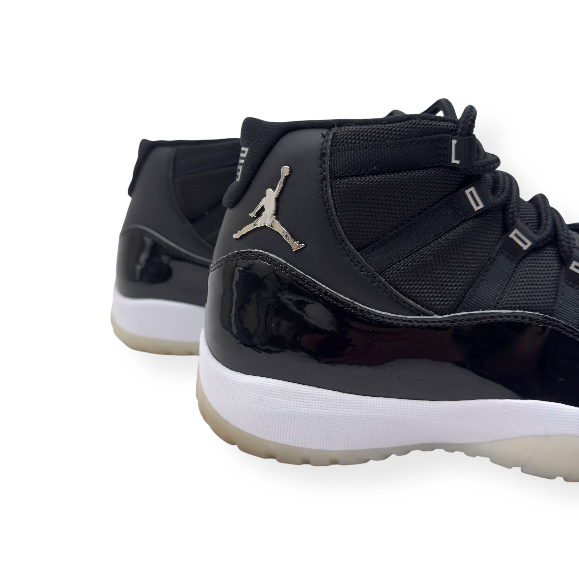 JORDAN 11 RETRO SNEAKER JUBILEE UK9.5