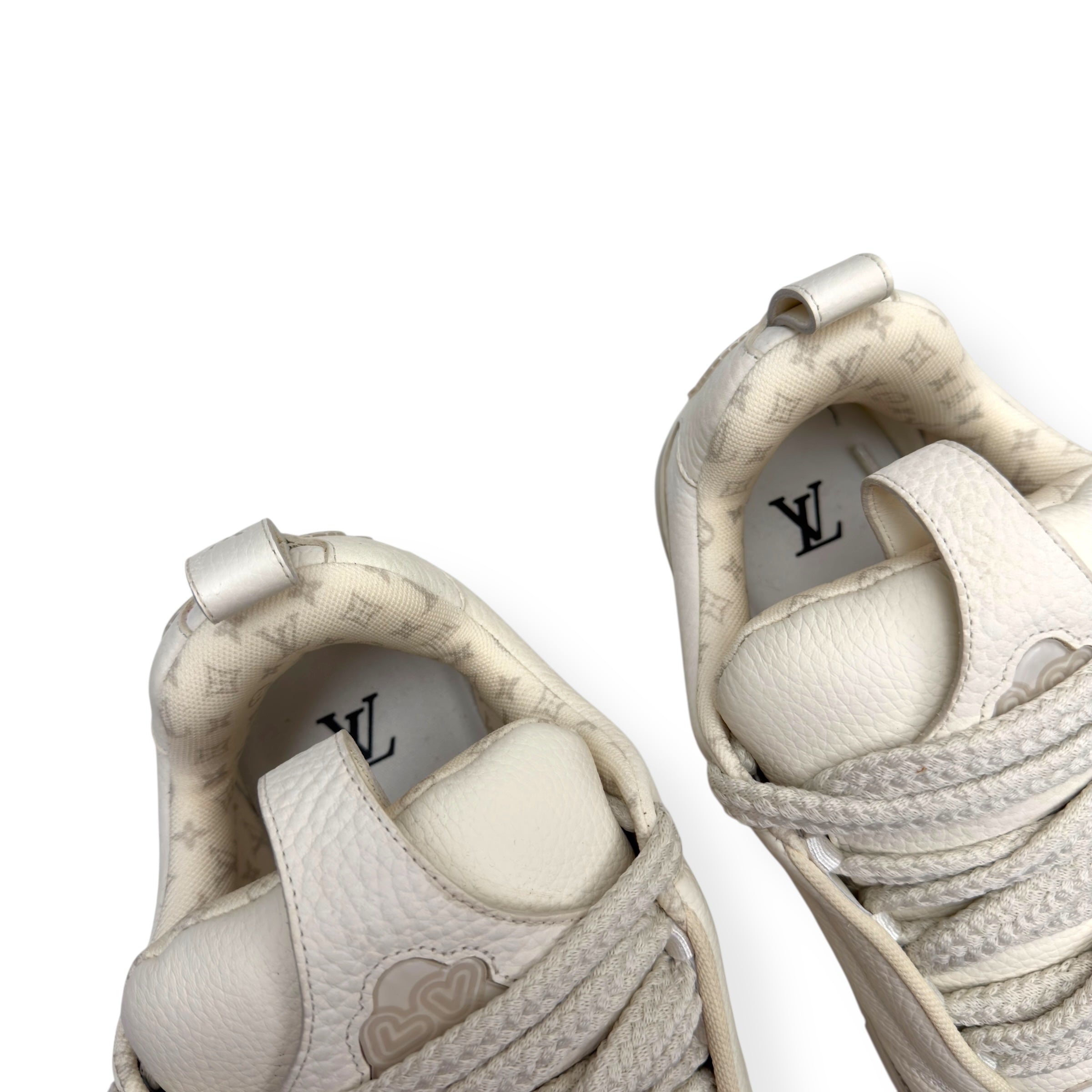LOUIS VUITTON LV SKATE SNEAKER LUXURY WHITE UK9.5