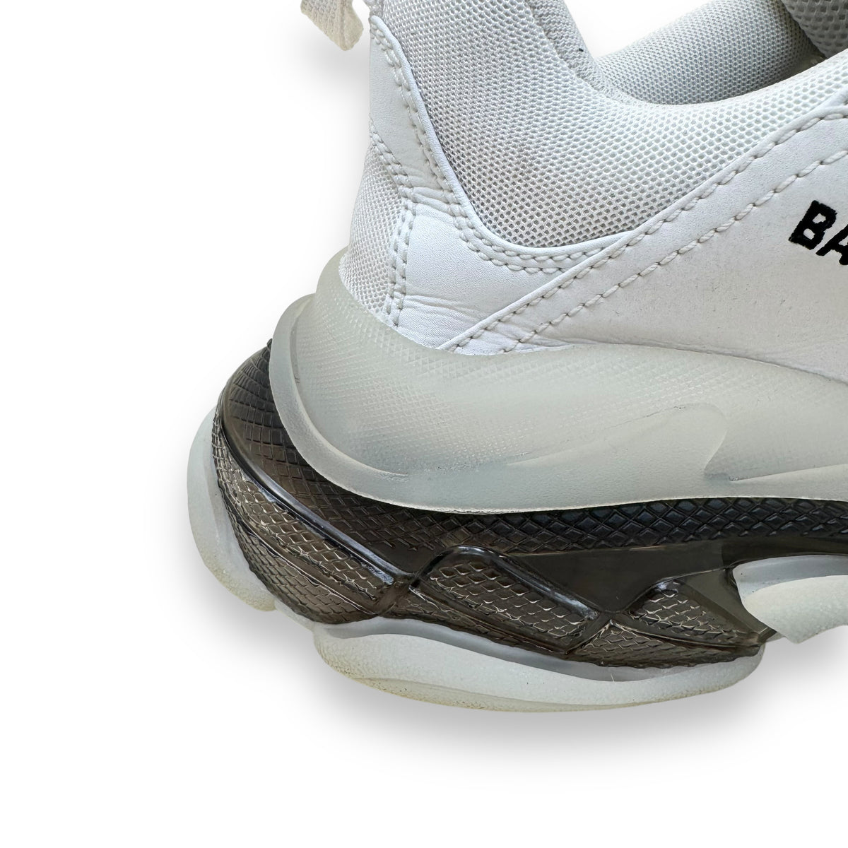 BALENCIAGA TRIPLE S CLEAR SOLE SNEAKER WHITE UK8