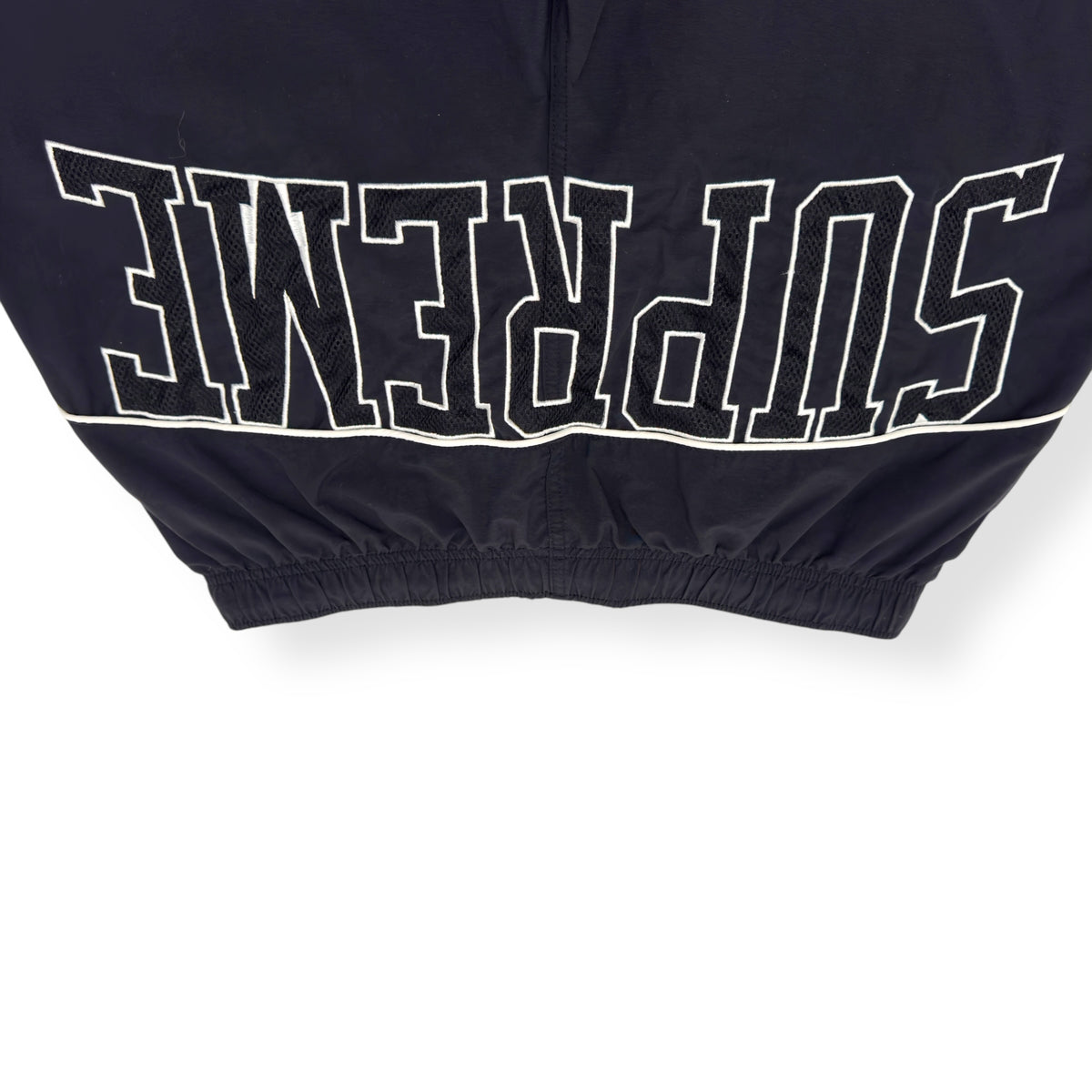 SUPREME ARC WATER SHORTS BLACK / WHITE L