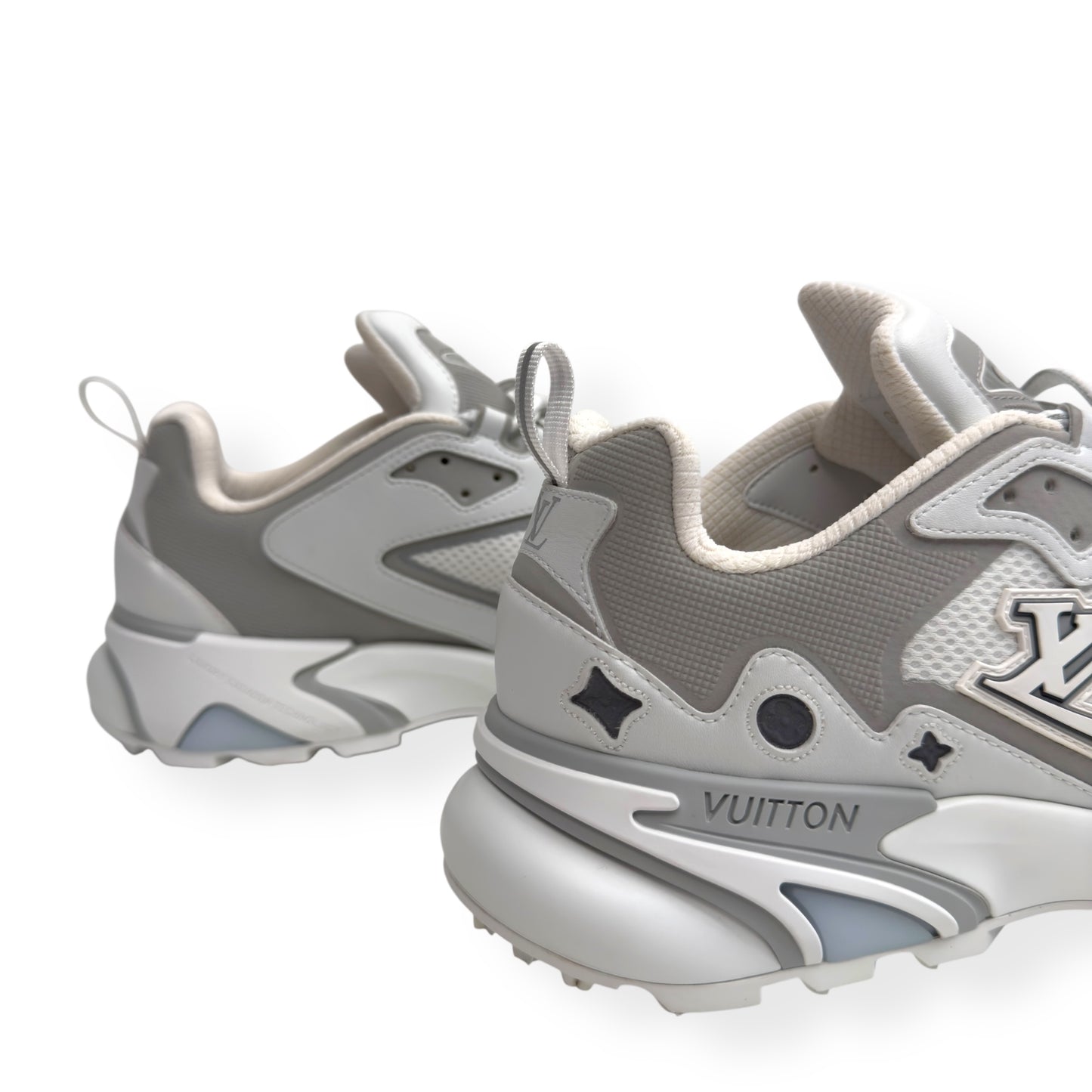 LOUIS VUITTON LV RUNNER TATIC SNEAKER WHITE UK7