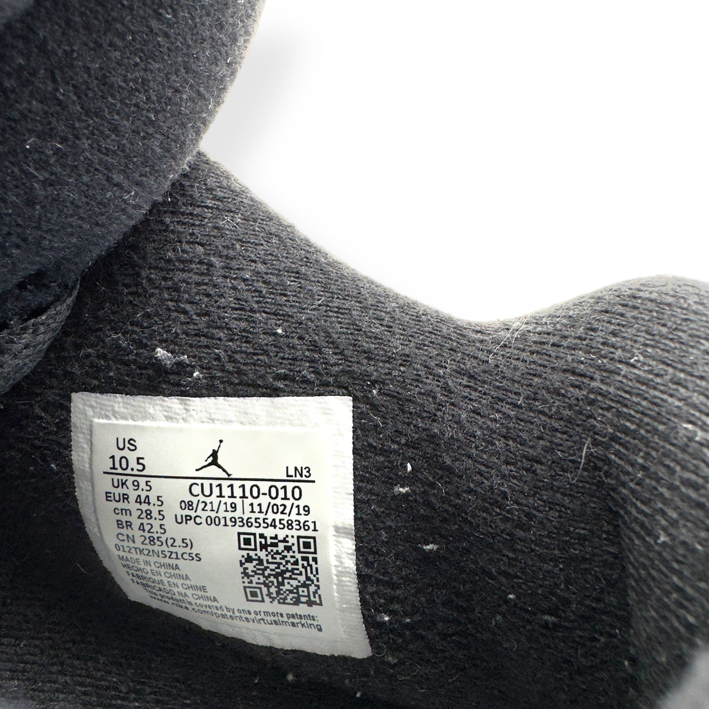 JORDAN 4 RETRO SUEDE SNEAKER BLACK CAT UK9.5