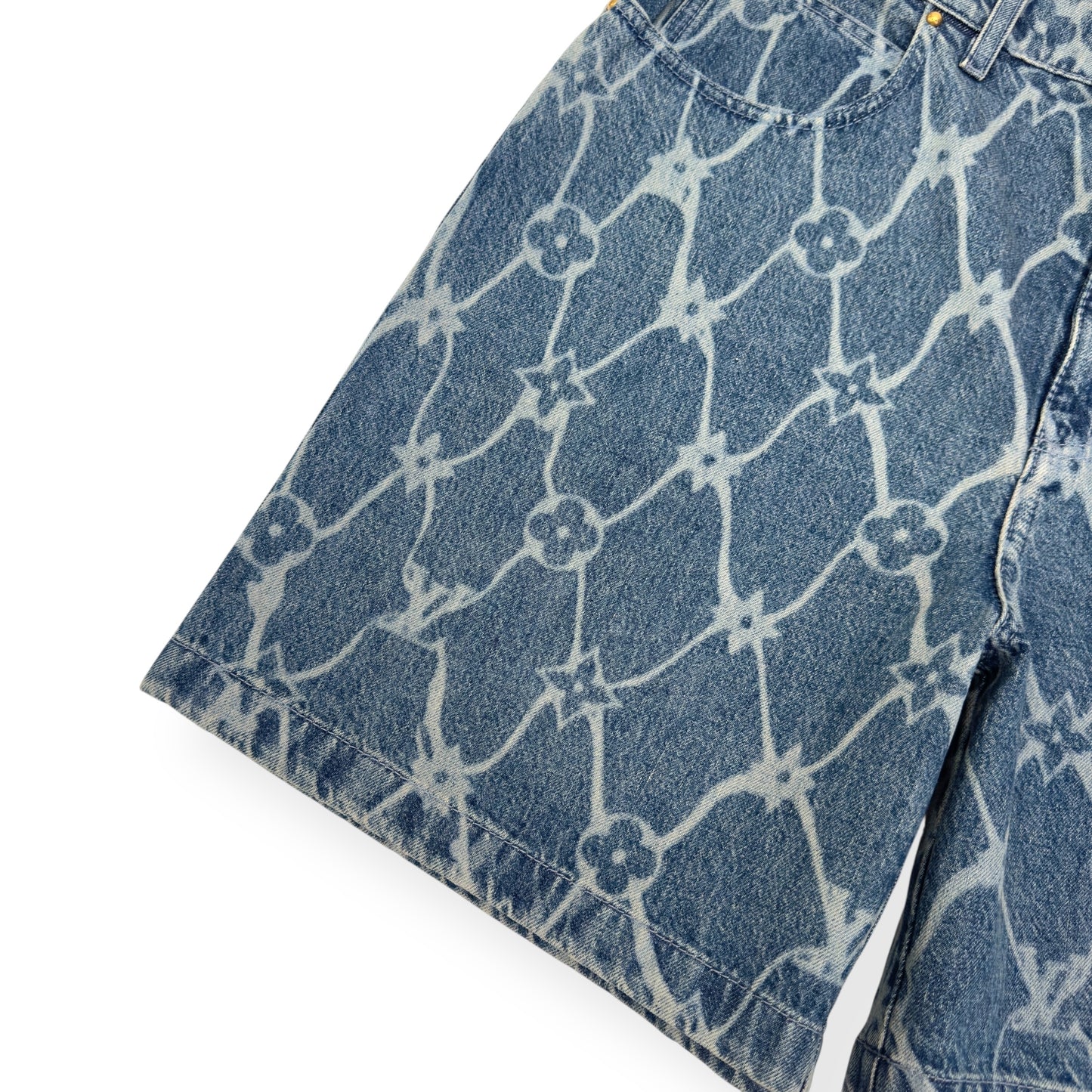 LOUIS VUITTON MONOGRAM PRINTED DENIM SHORTS INDIGO BLUE W34” / L