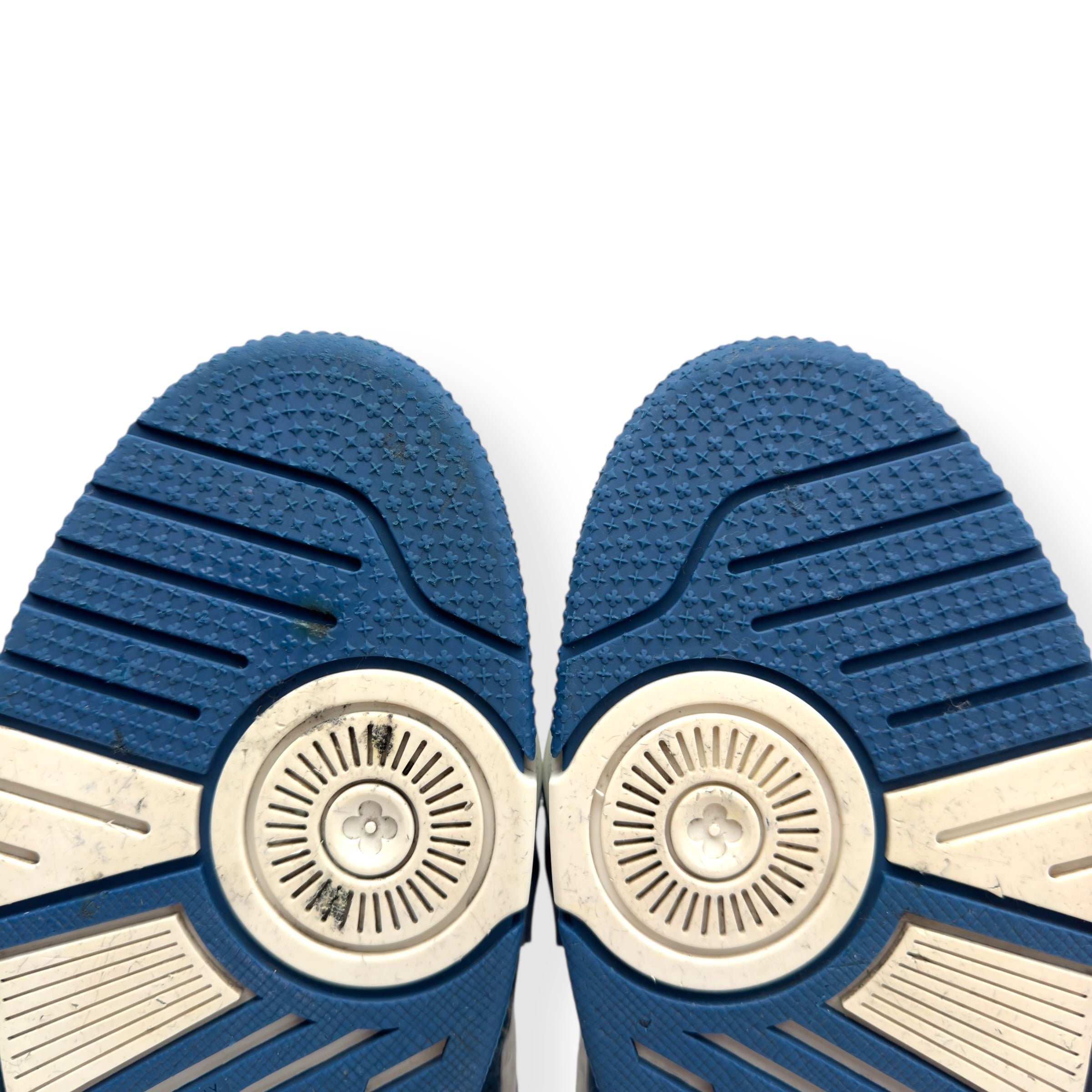 LOUIS VUITTON LV MONOGRAM DENIM SNEAKER BLUE / WHITE UK9.5