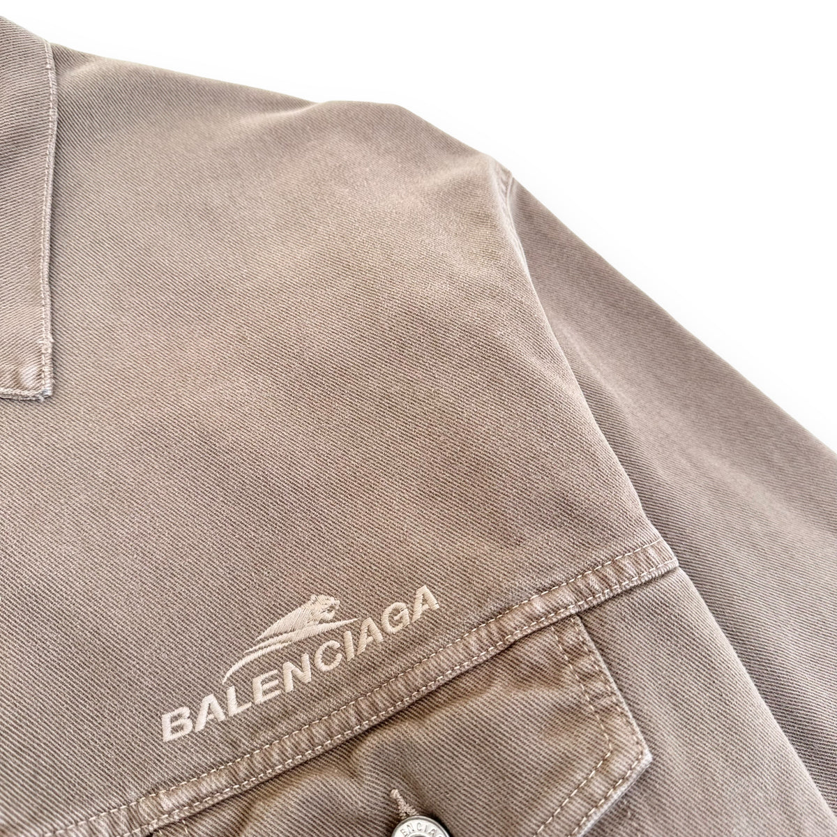 BALENCIAGA YEAR OF THE TIGER OVERSIZED DENIM JACKET OLIVE / KHAKI S