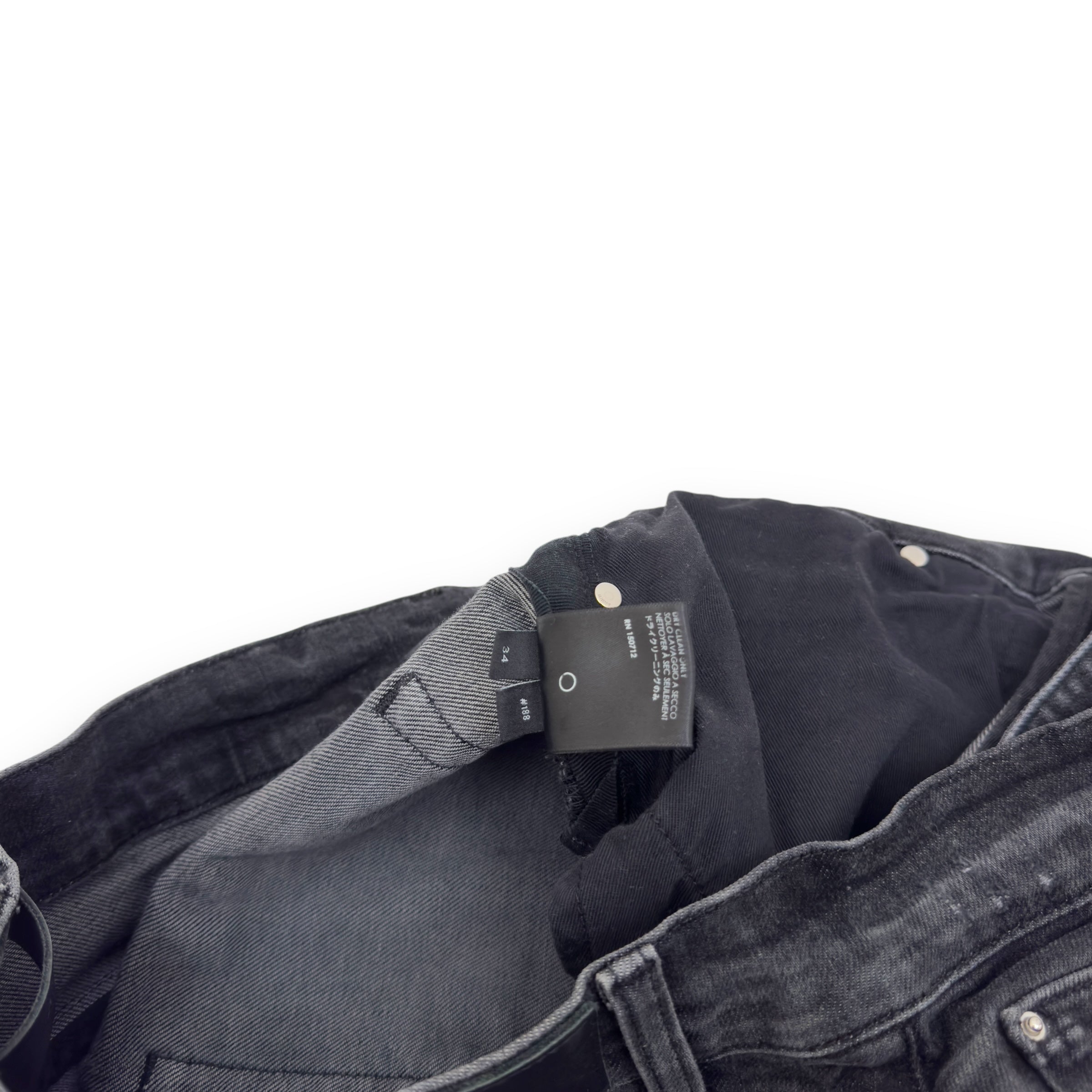 AMIRI BANDANA PATCH DISTRESSED DENIM JEANS BLACK W34”