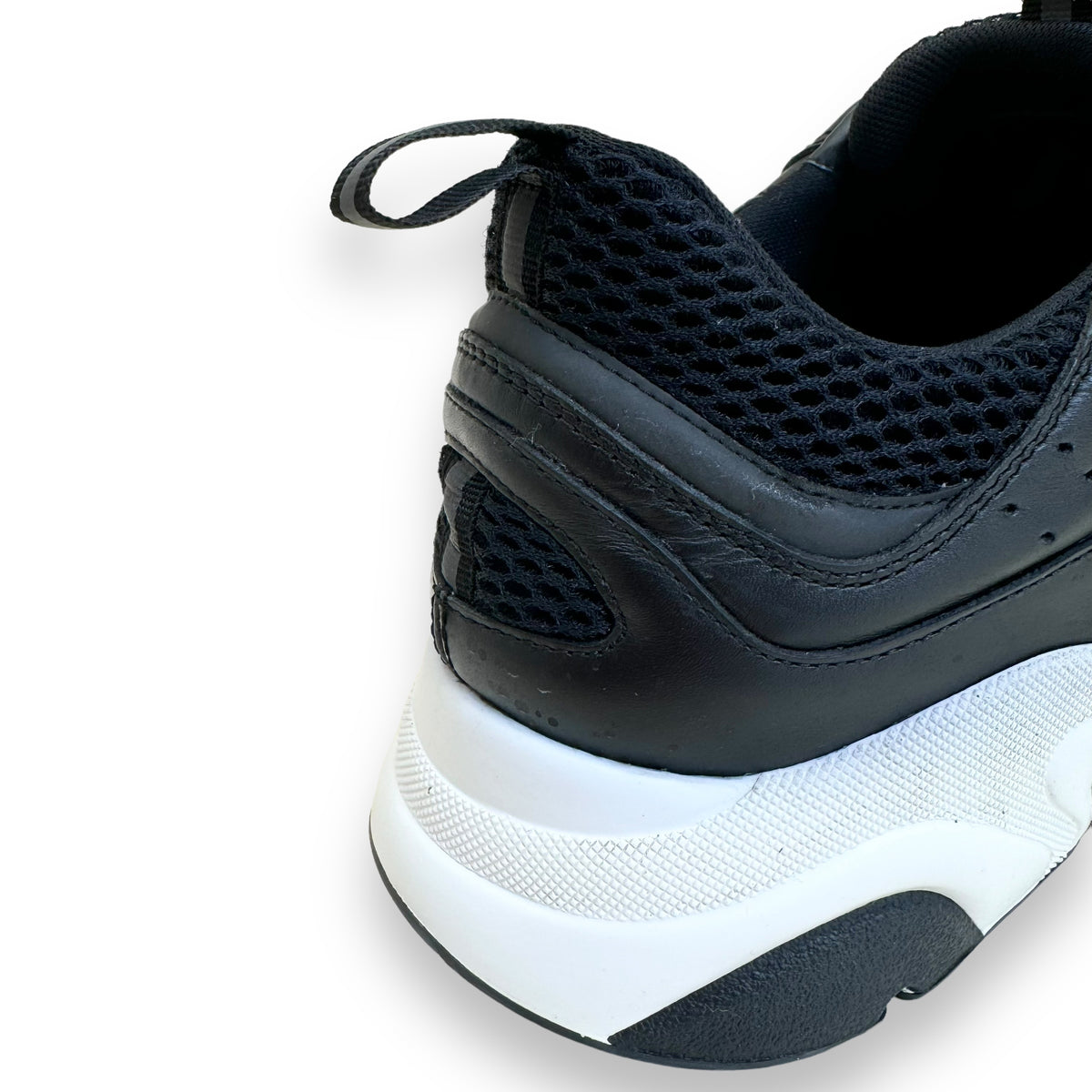 DIOR B22 SNEAKER BLACK / WHITE UK12
