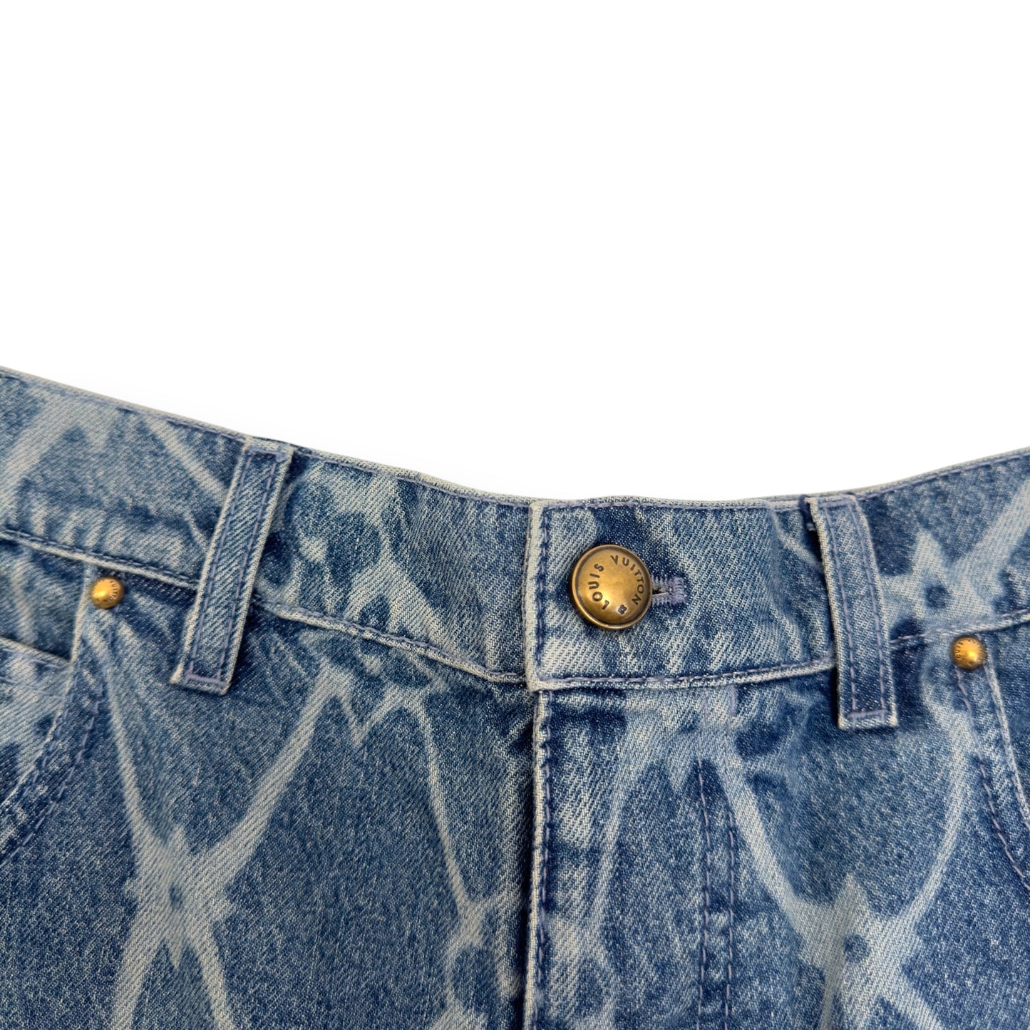 LOUIS VUITTON MONOGRAM PRINTED DENIM SHORTS INDIGO BLUE W34” / L