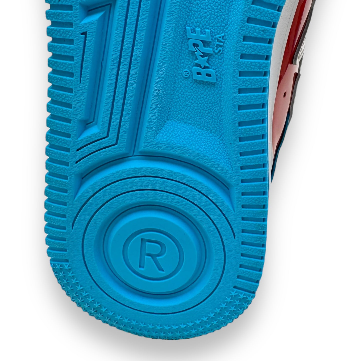 A BATHING APE X MARVEL 2022 BAPE STA SNEAKER RED / BLUE UK8.5