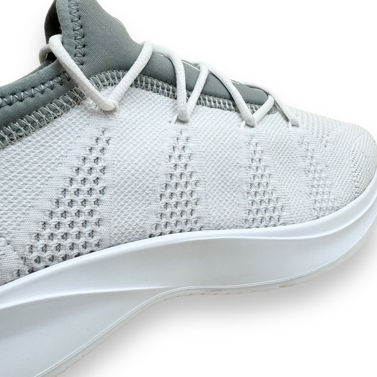 DIOR B25 NEOPRENE / TECHNICAL MESH SNEAKER WHITE UK6