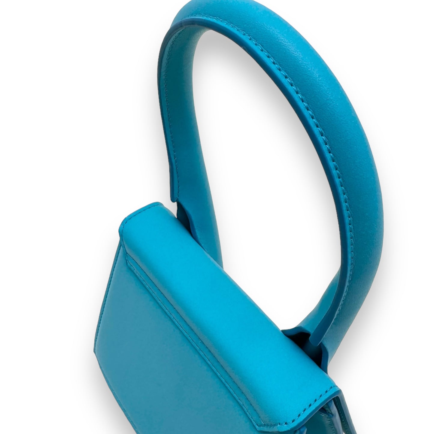 JACQUEMUS LE CHIQUITO MOYEN LEATHER BAG BLUE