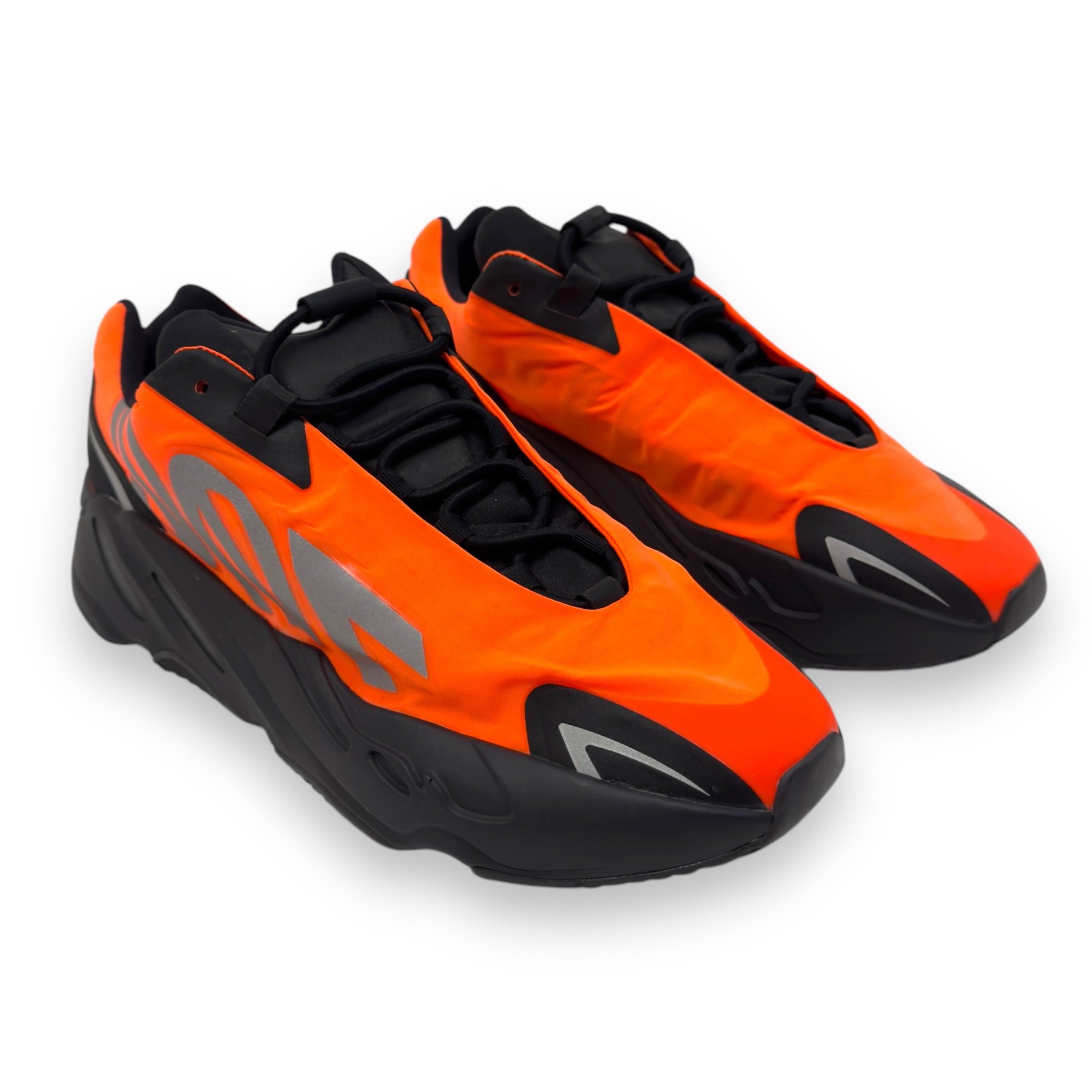 ADIDAS YEEZY BOOST 700 MNVN SNEAKER ORANGE / BLACK UK10.5