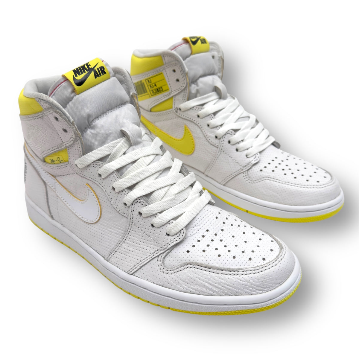 NIKE AIR JORDAN 1 RETRO HIGH OG FIRST CLASS FLIGHT SNEAKER WHITE / YELLOW UK8