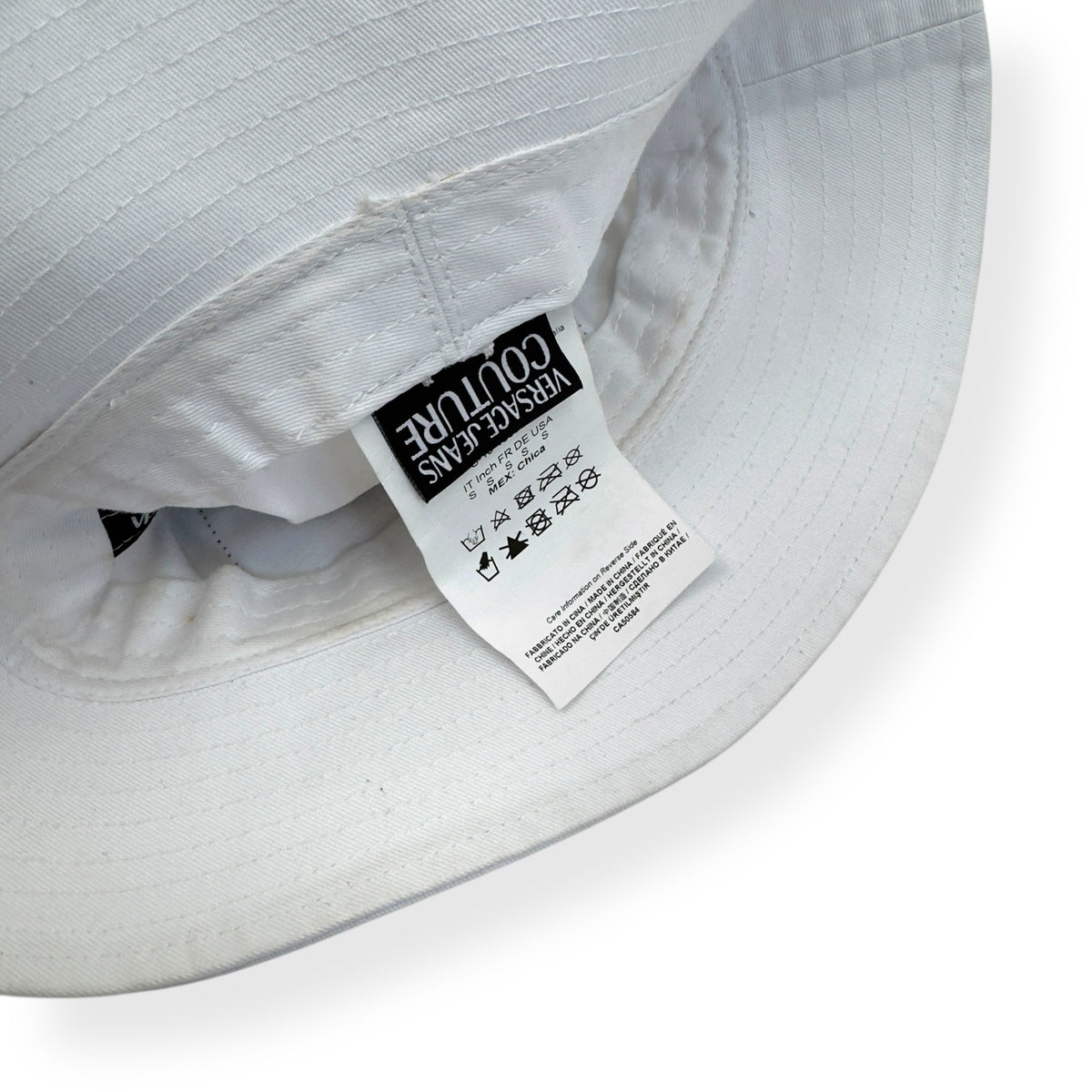 VERSACE JEANS COUTURE BUCKET WHITE / BLACK HAT