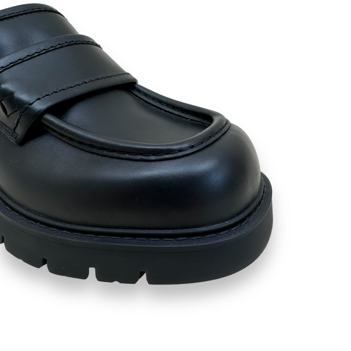 BOTTEGA VENETA HADDOCK LEATHER LOAFER BLACK UK10