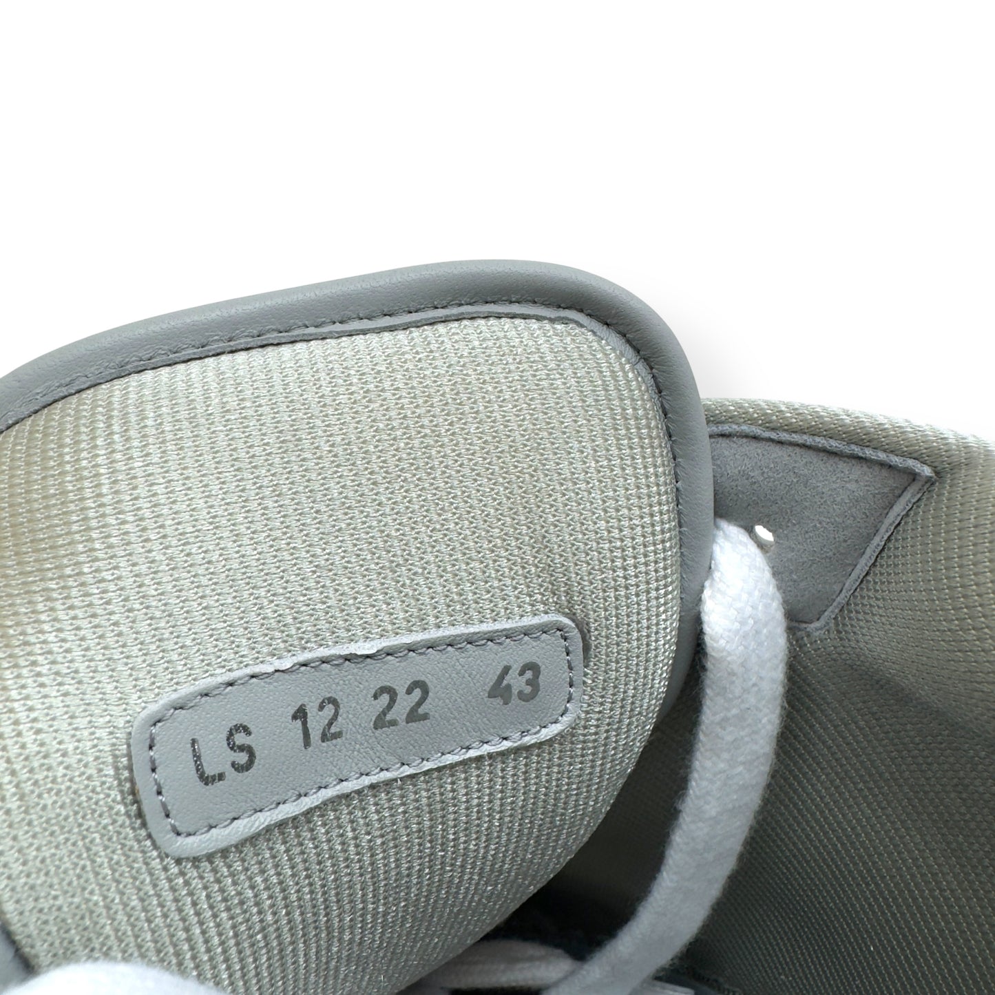 DIOR B27 LOW TOP SNEAKER GREY / WHITE 43 / UK9