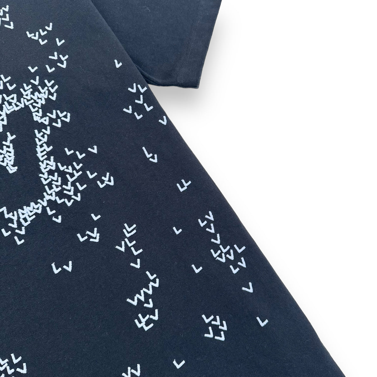 LOUIS VUITTON LV SPREAD EMBROIDERY T-SHIRT BLACK XL