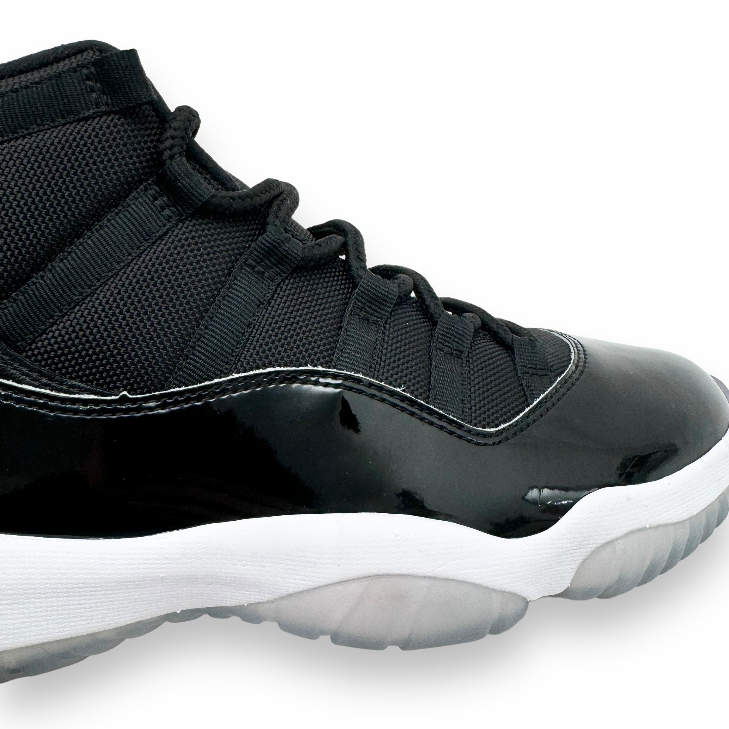AIR JORDAN 11 RETRO SNEAKER SPACE JAM UK9
