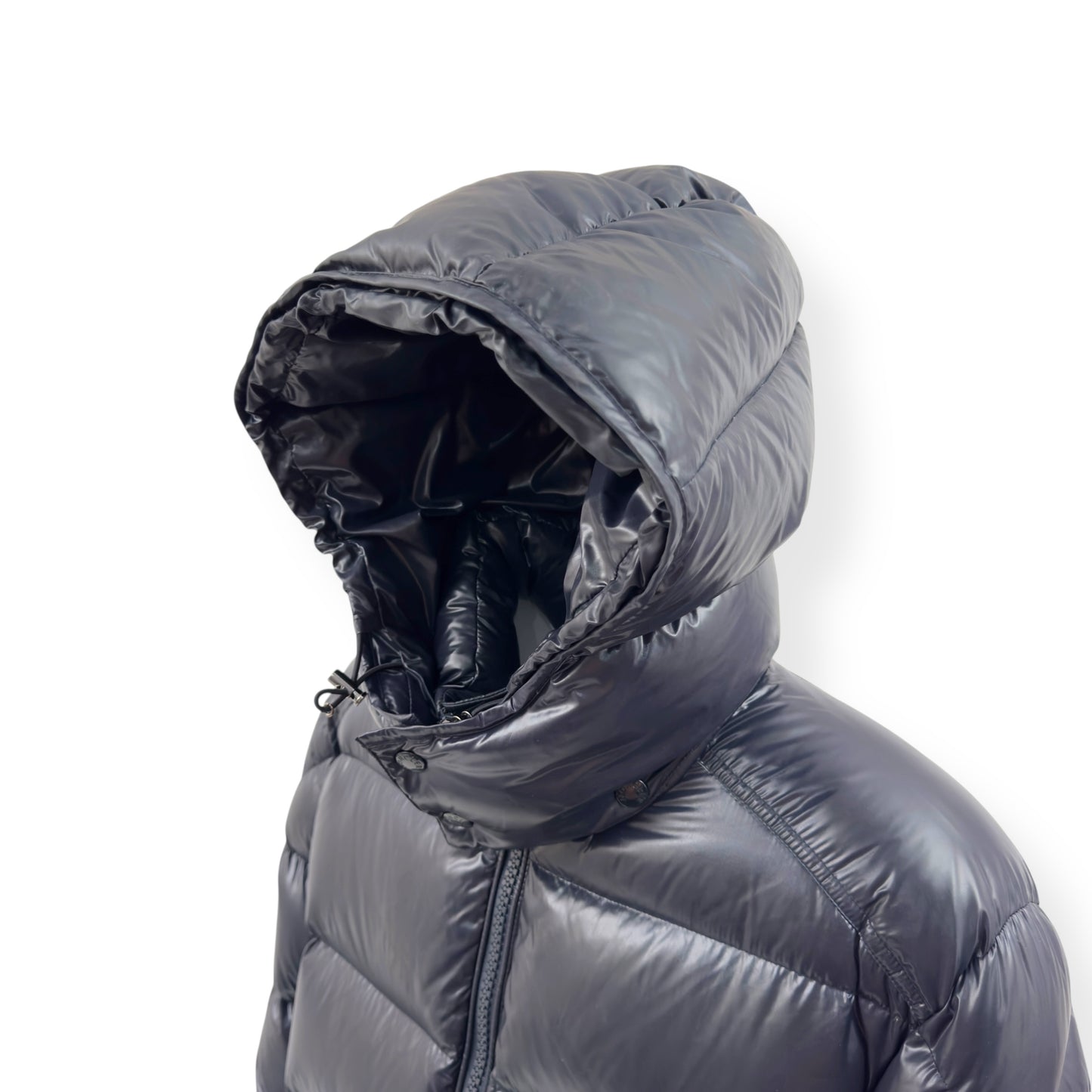 MONCLER MAYA HOODED SHORT DOWN PUFFER JACKET NAVY 5 / XL