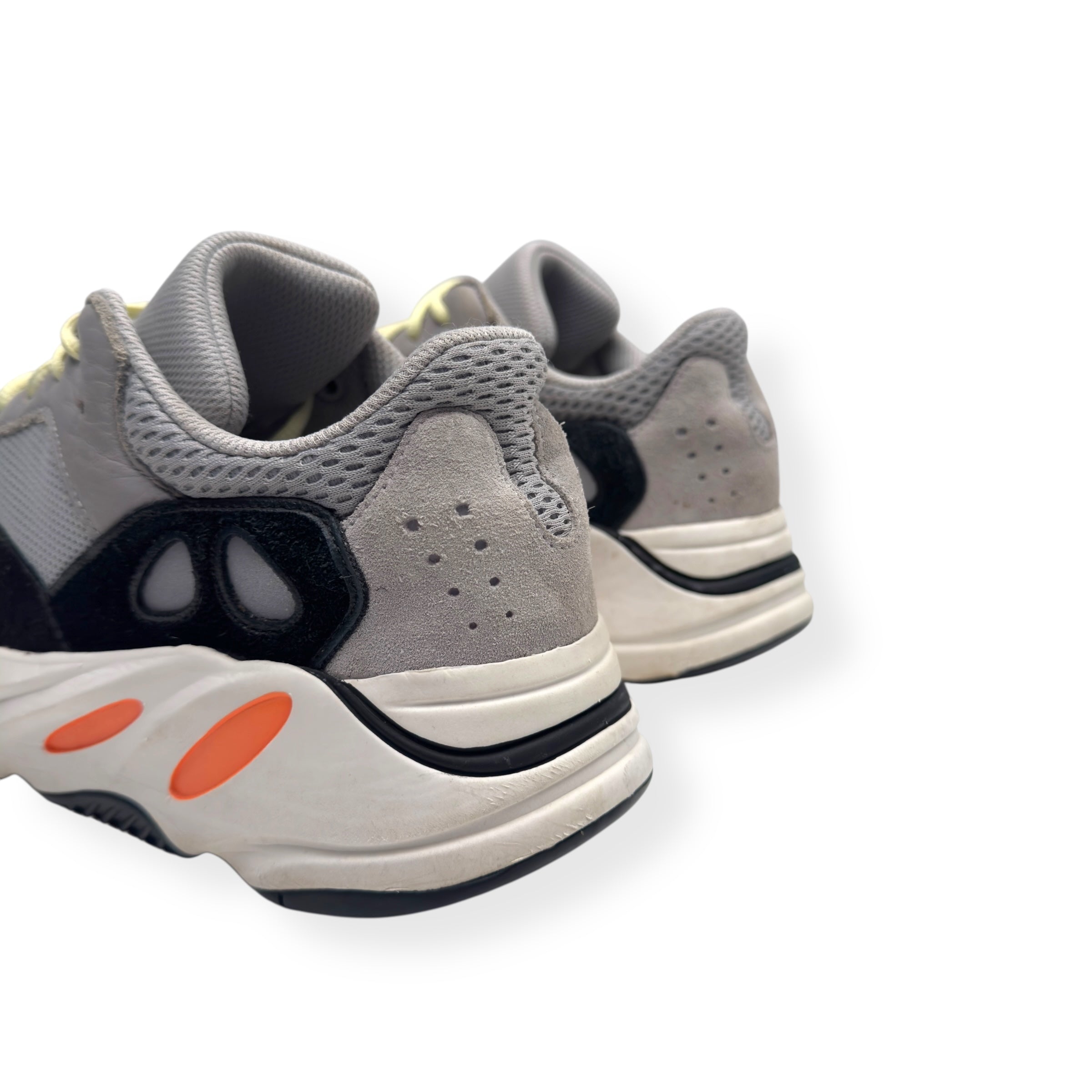 YEEZY BOOST 700 SNEAKER WAVE RUNNER UK10