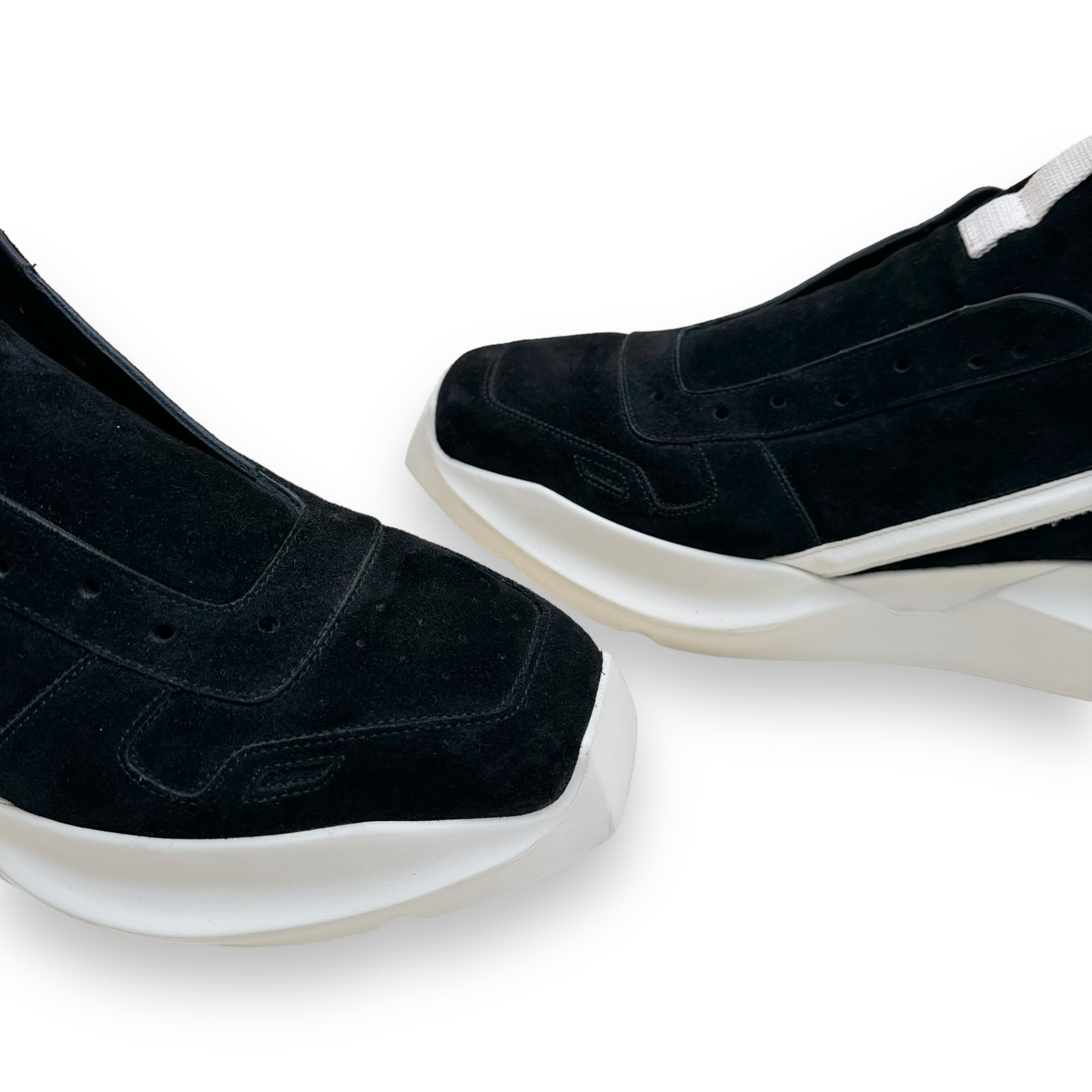 RICK OWENS GETH SUEDE RUNNER SNEAKER BLACK UK11