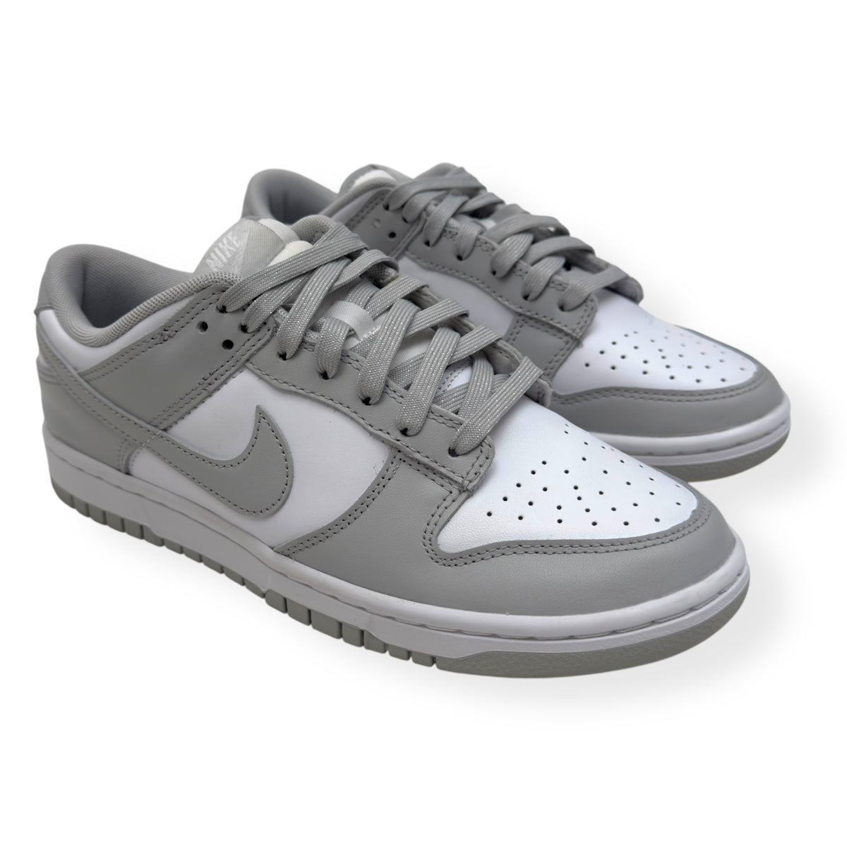NIKE DUNK LOW TOP SNEAKER GREY UK7