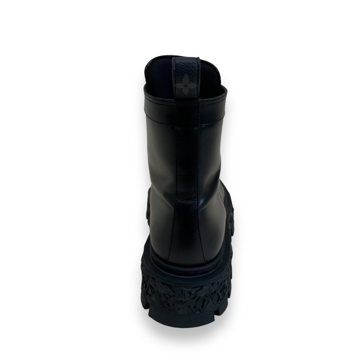 LOUIS VUITTON BARAQUE LEATHER RANGER BOOTS BLACK UK10