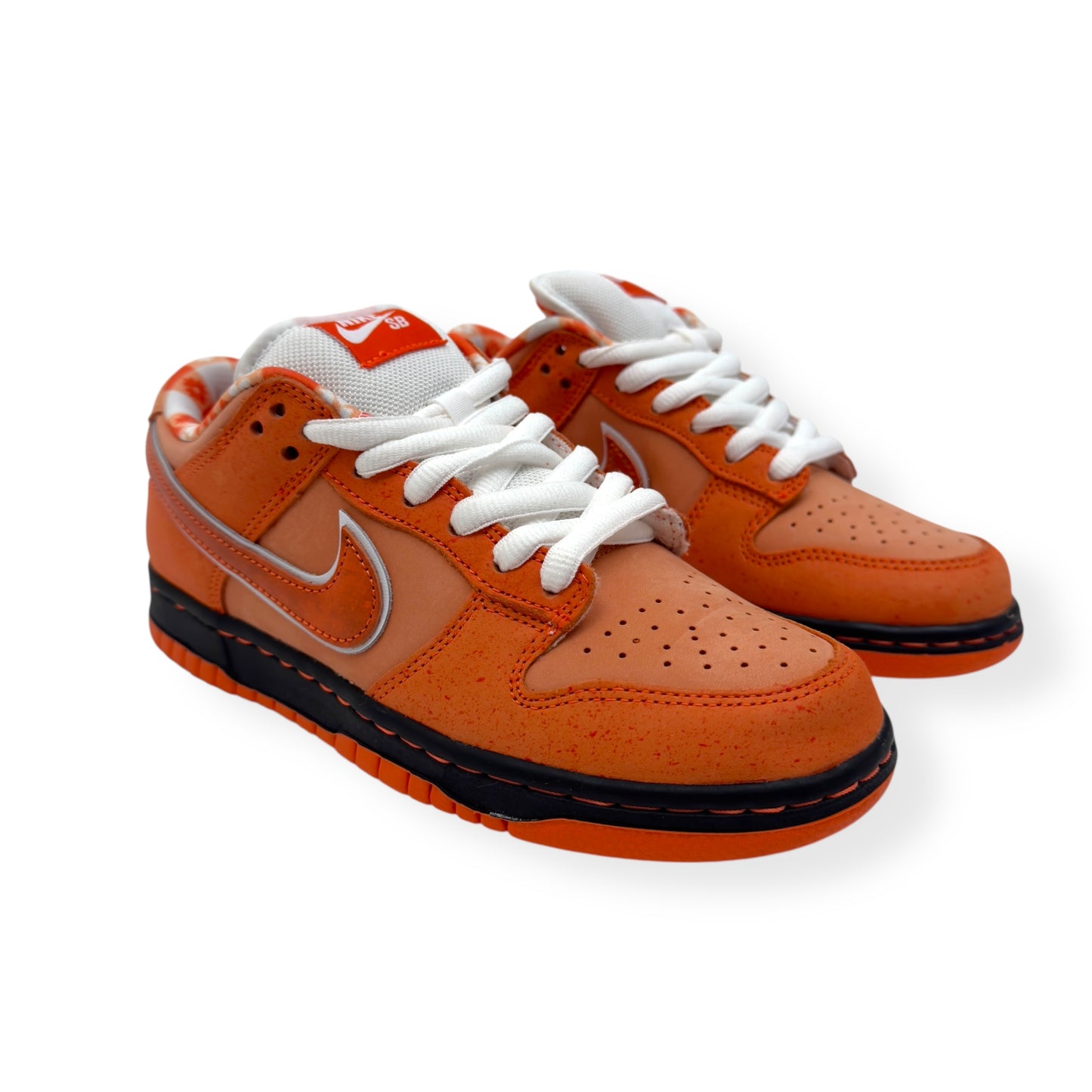 NIKE CONCEPTS X DUNK SB LOW TOP SNEAKER ORANGE LOBSTER UK5
