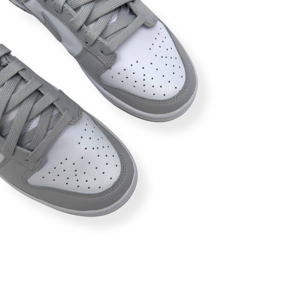 NIKE DUNK LOW TOP SNEAKER GREY UK7
