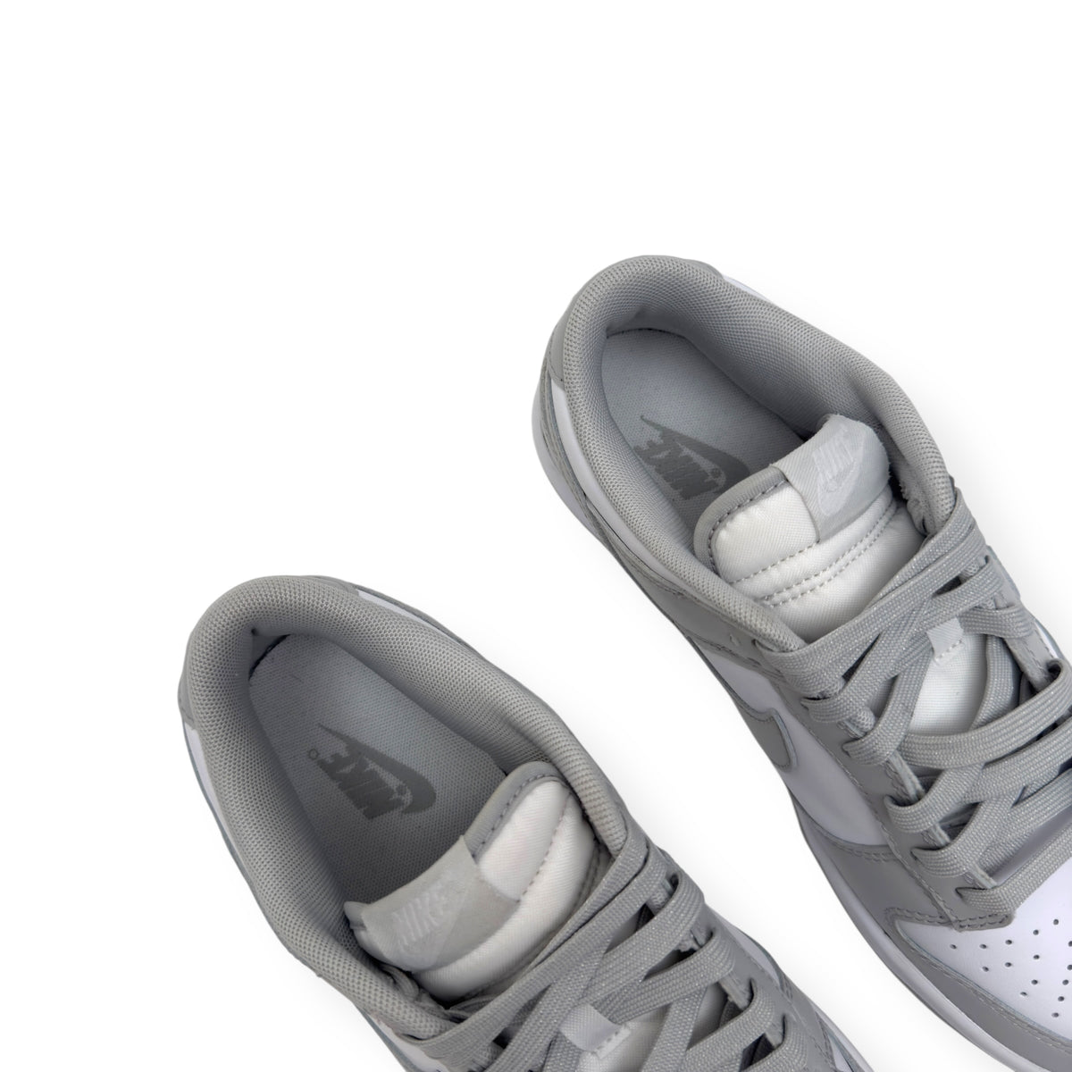 NIKE DUNK LOW TOP SNEAKER GREY UK7